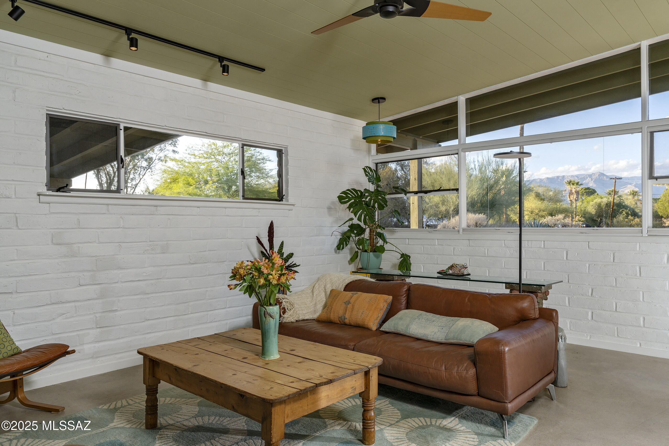 Club Crest Estates - Residential