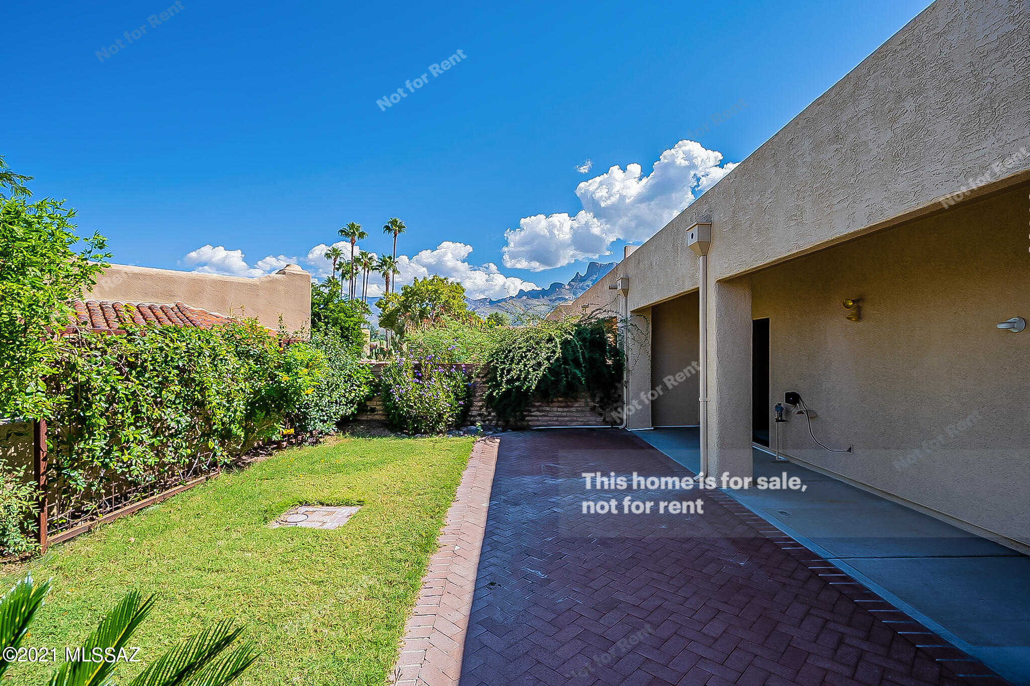 Valle Del Oro Townhomes (1-90) - Residential