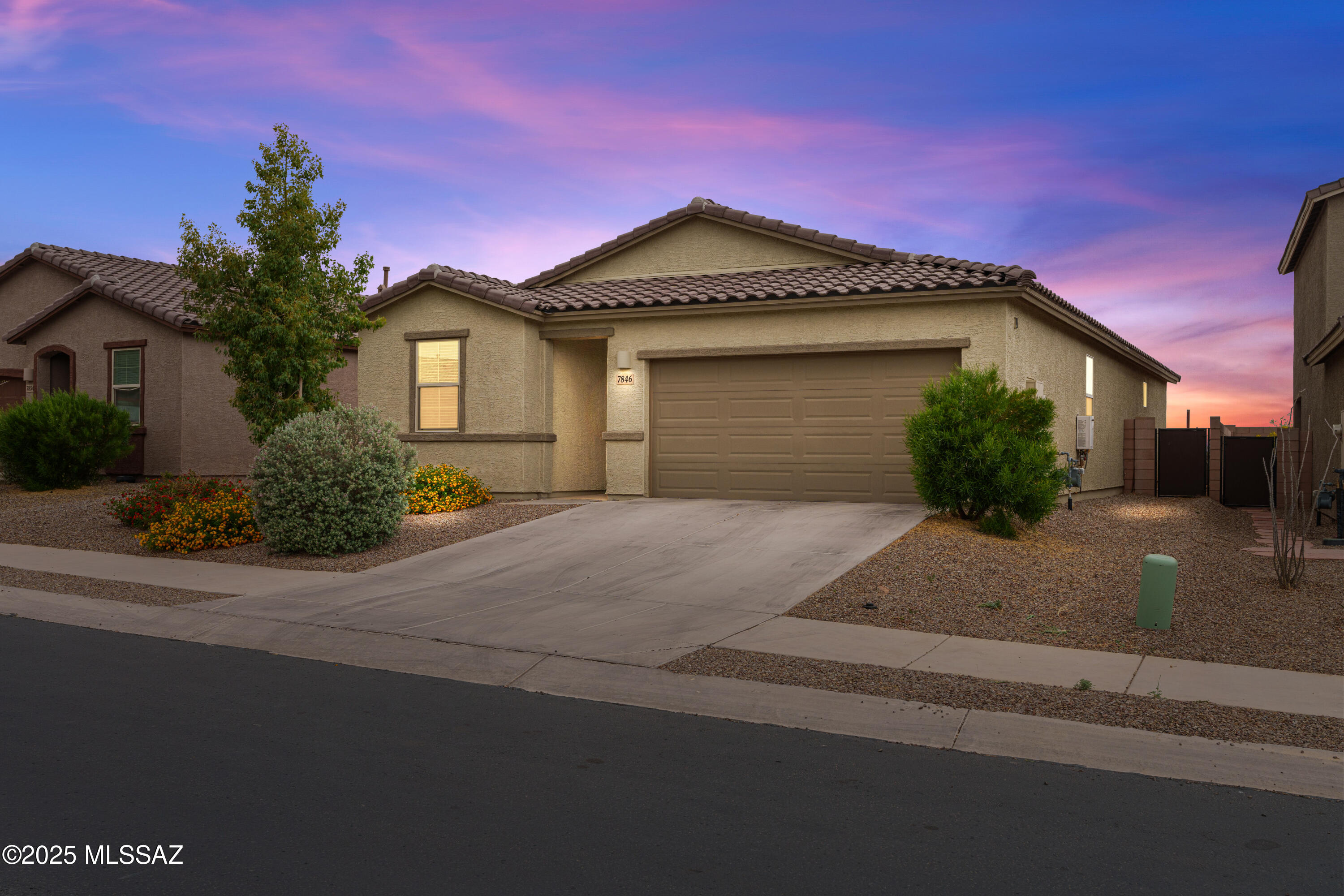7846 S Sugarbend Drive