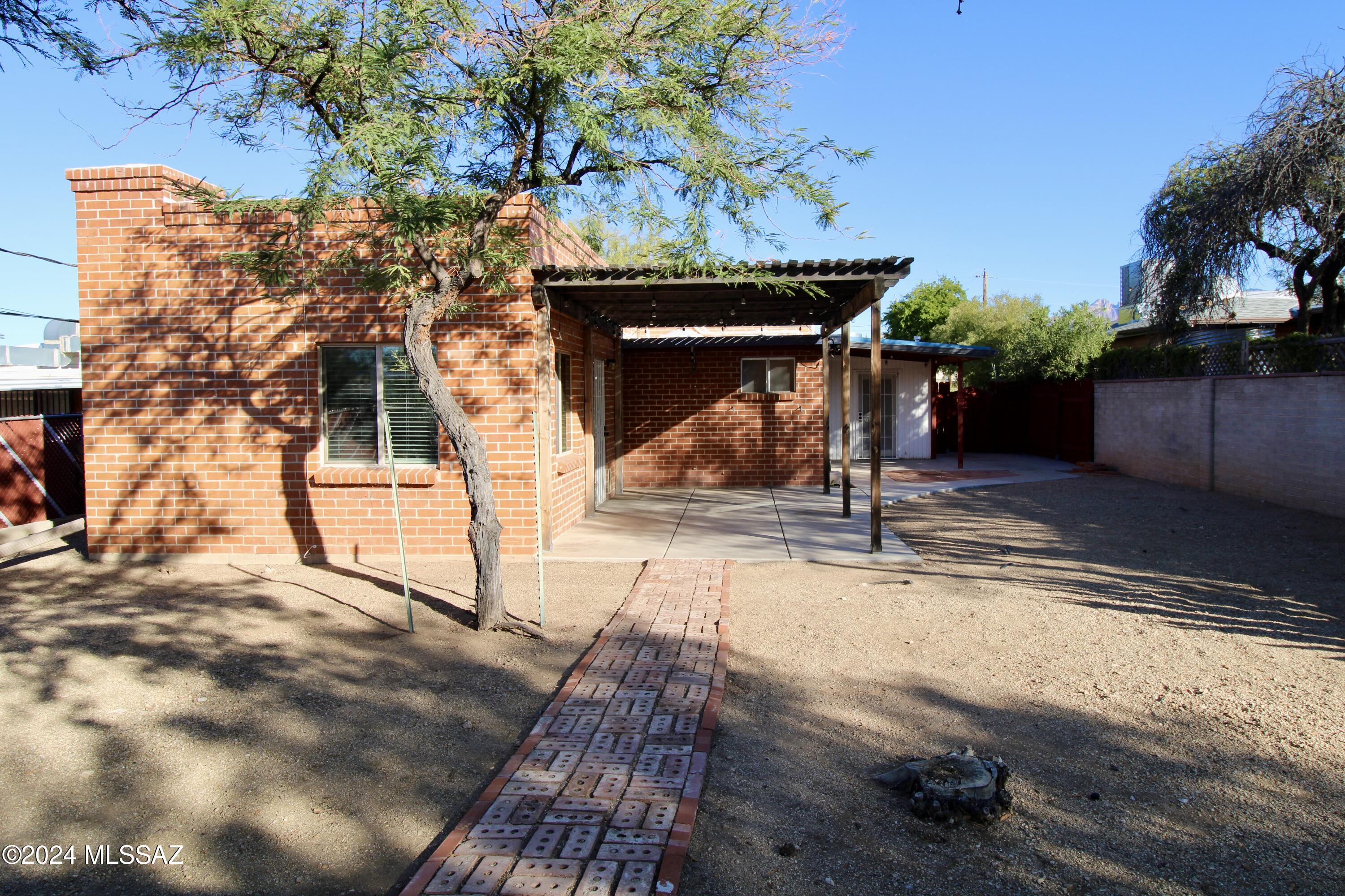 Jefferson Park Addition - Residential Lease
