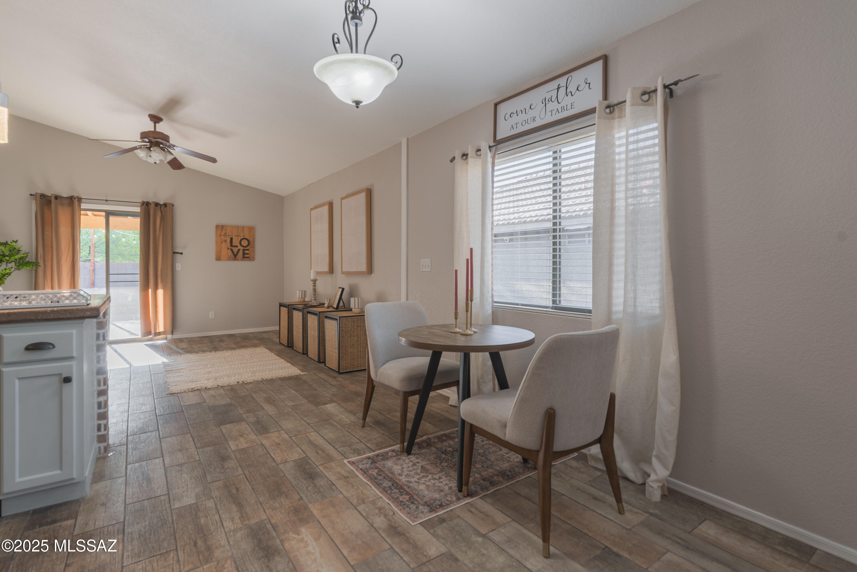 9536 N Scarlet Tanager Lane