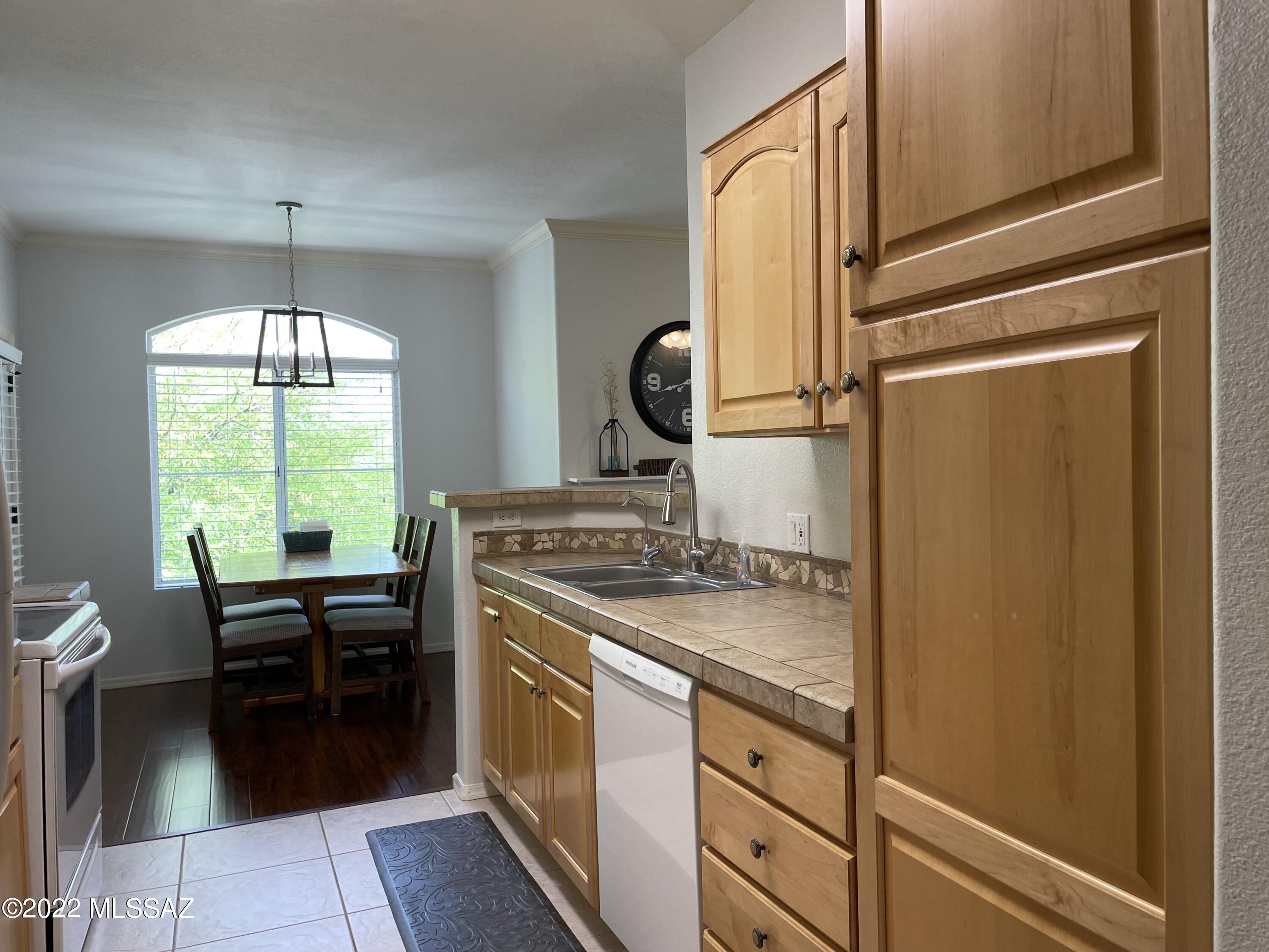 Pinnacle Canyon Condominium - Residential Lease