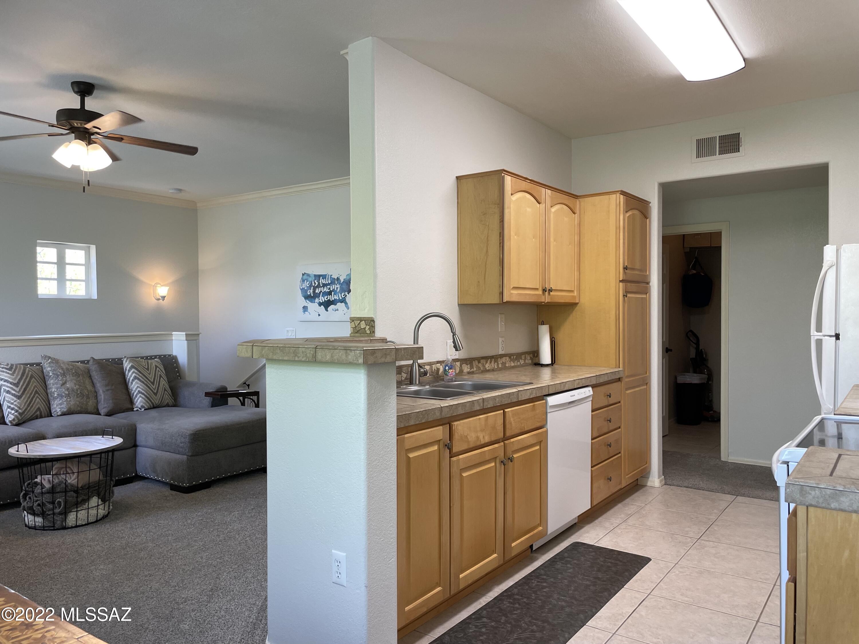 Pinnacle Canyon Condominium - Residential Lease