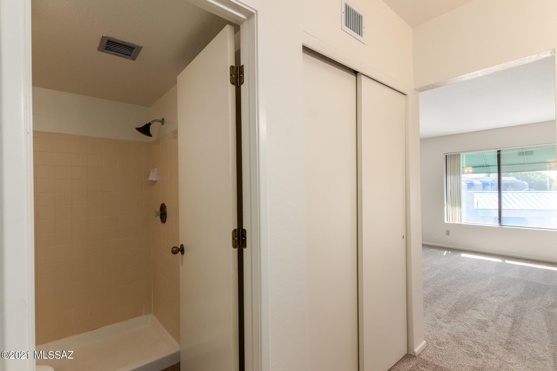 Summertree Condominiums (1-224) - Residential