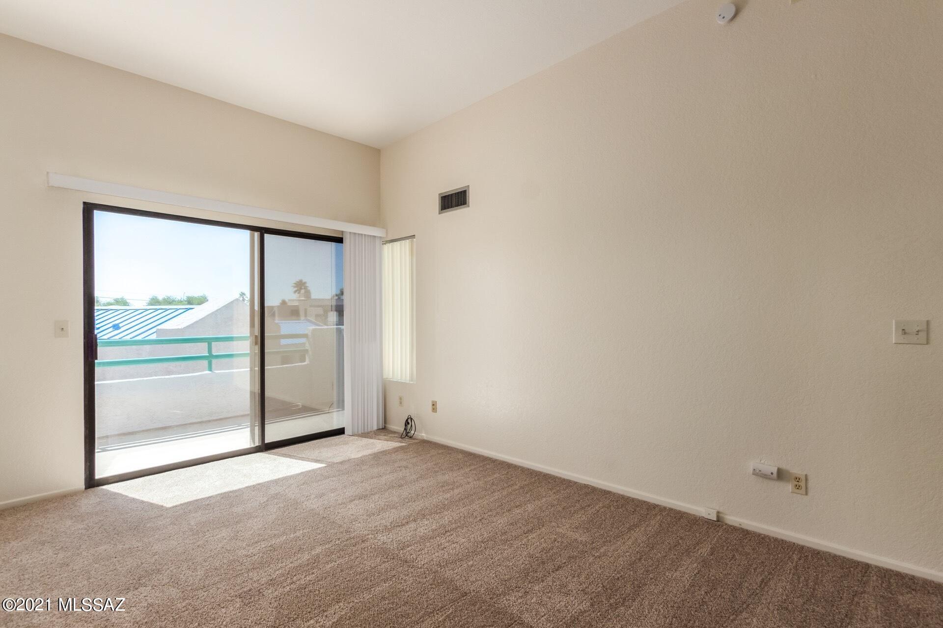 Summertree Condominiums (1-224) - Residential