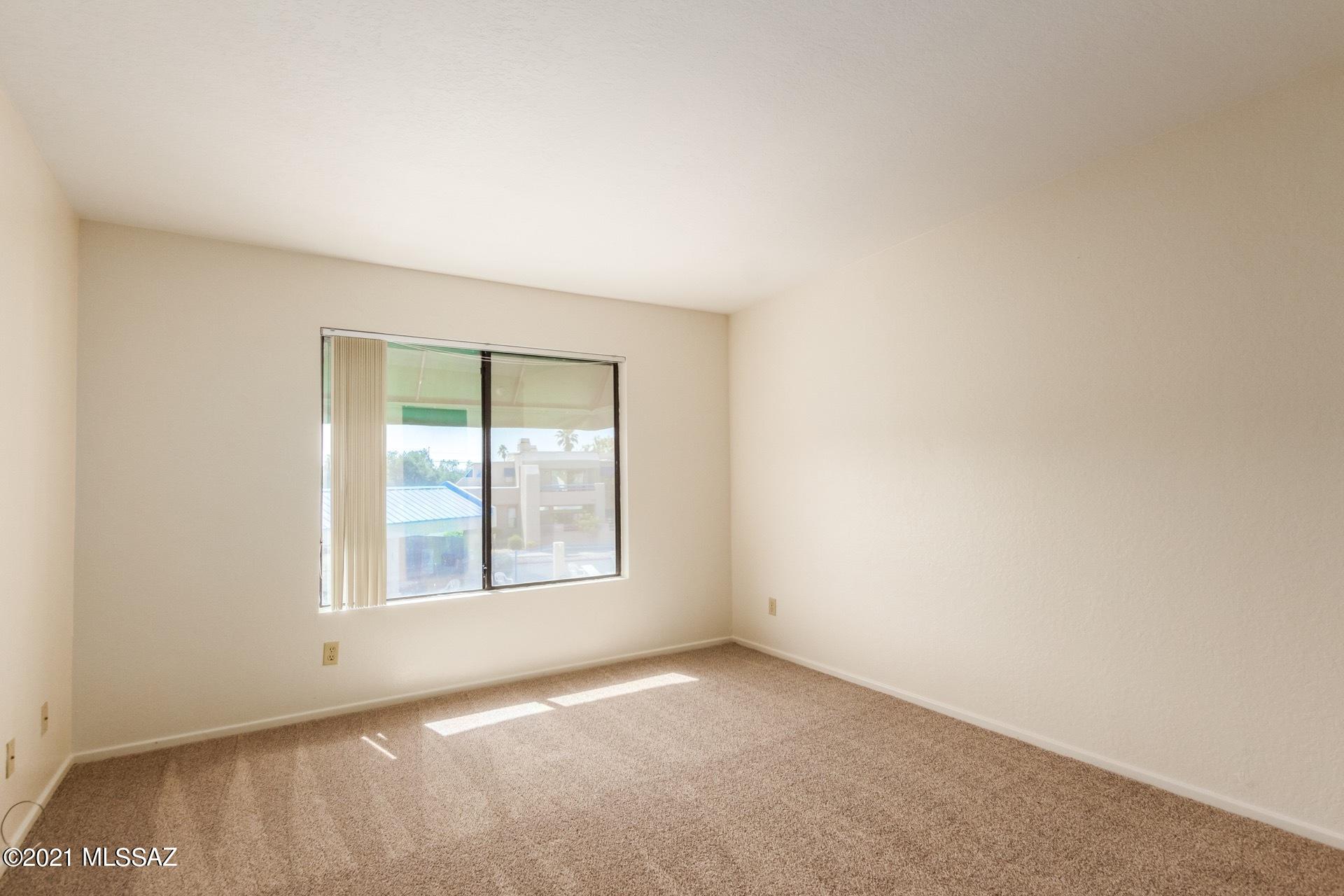 Summertree Condominiums (1-224) - Residential