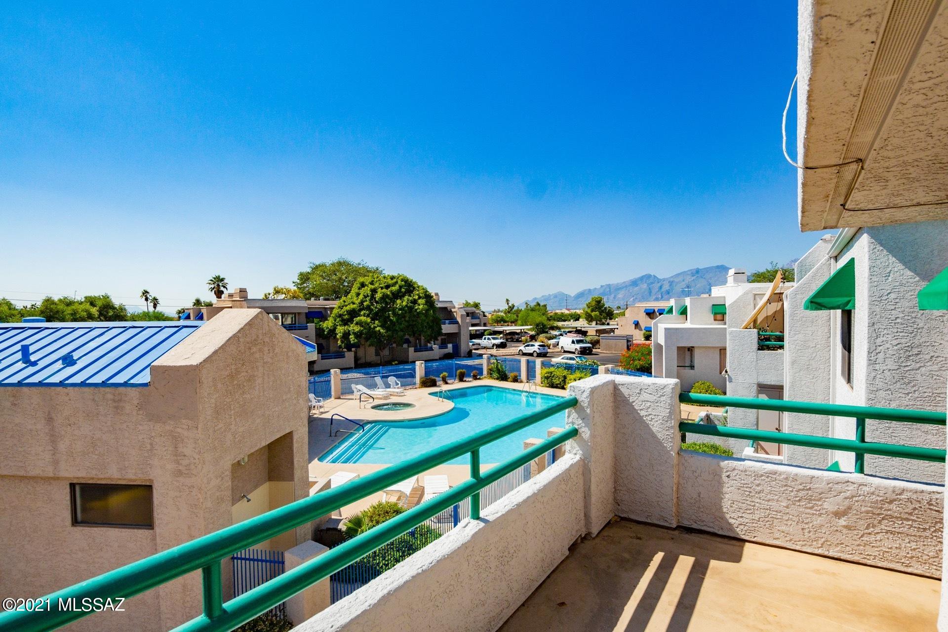 Summertree Condominiums (1-224) - Residential