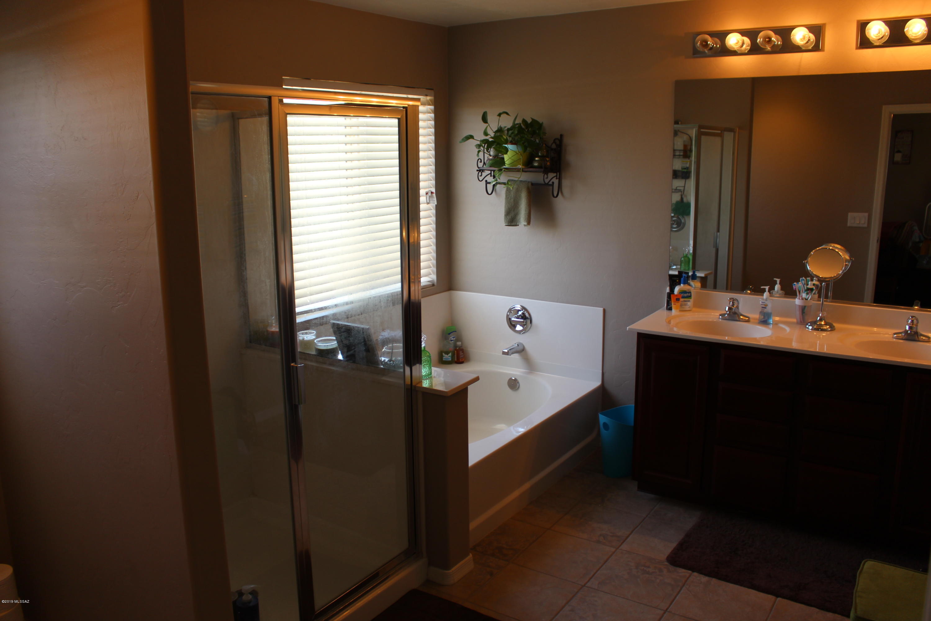 Mariposa Trail - Residential Lease