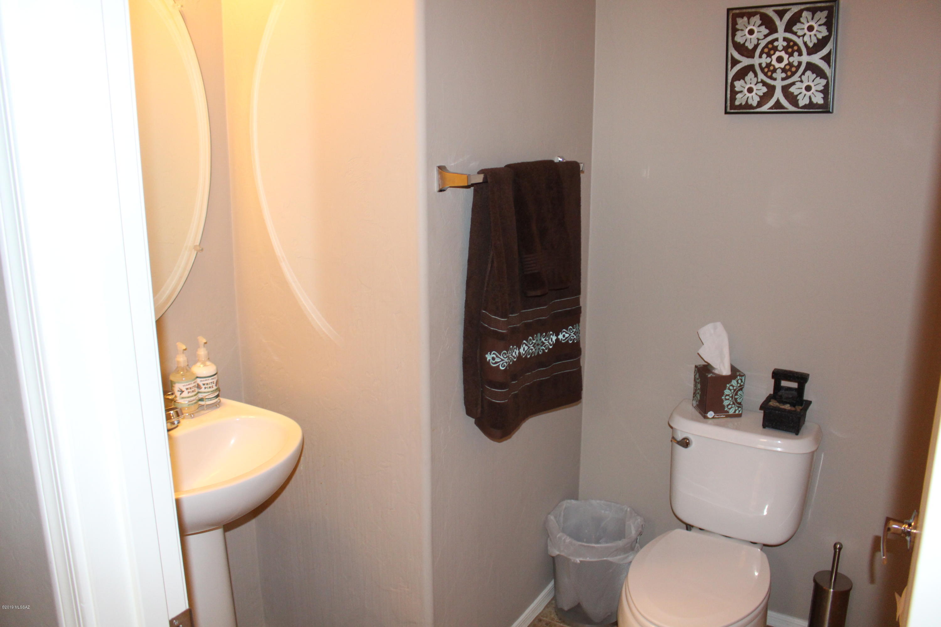 Mariposa Trail - Residential Lease