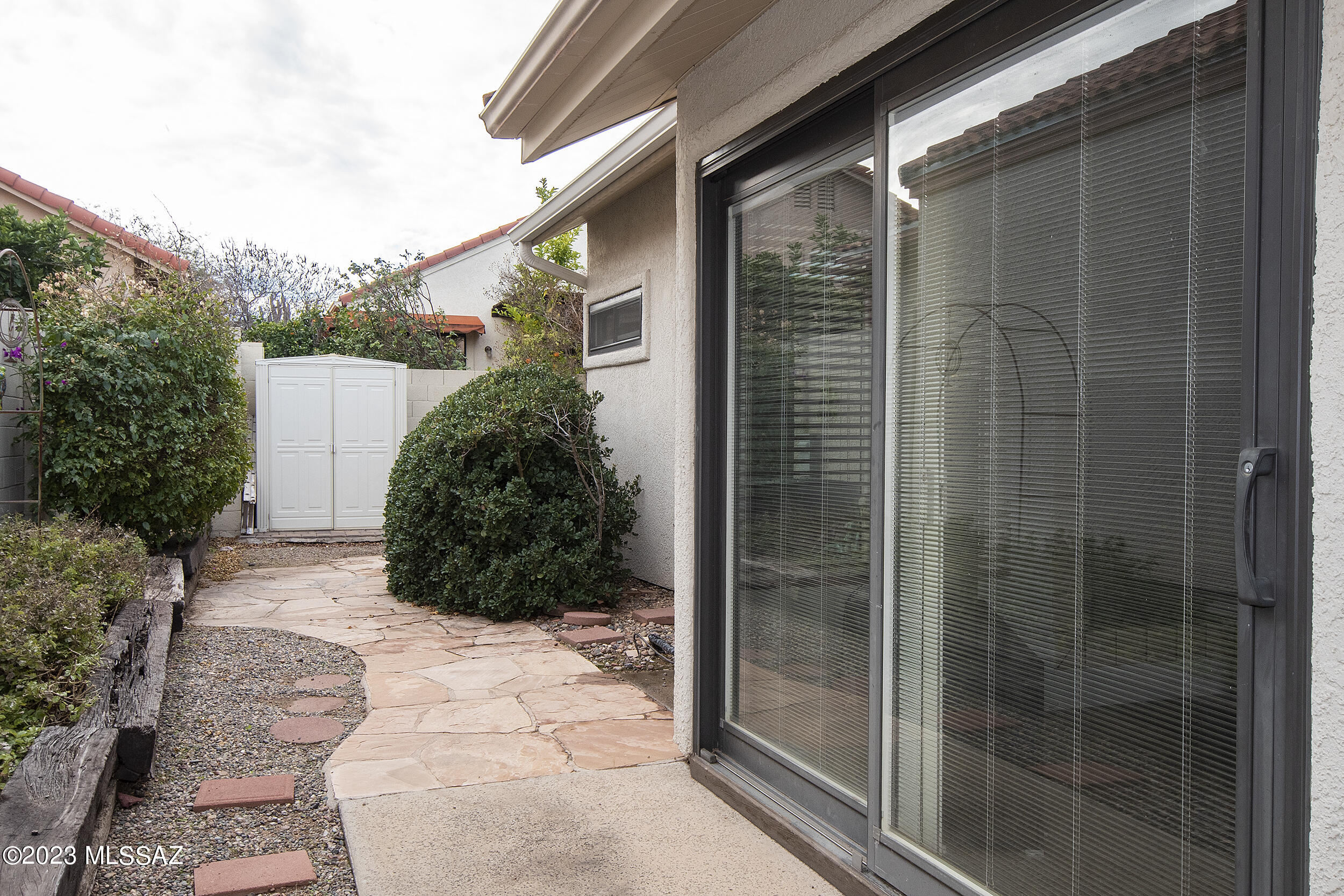 Villa Balboa (1-109) - Residential