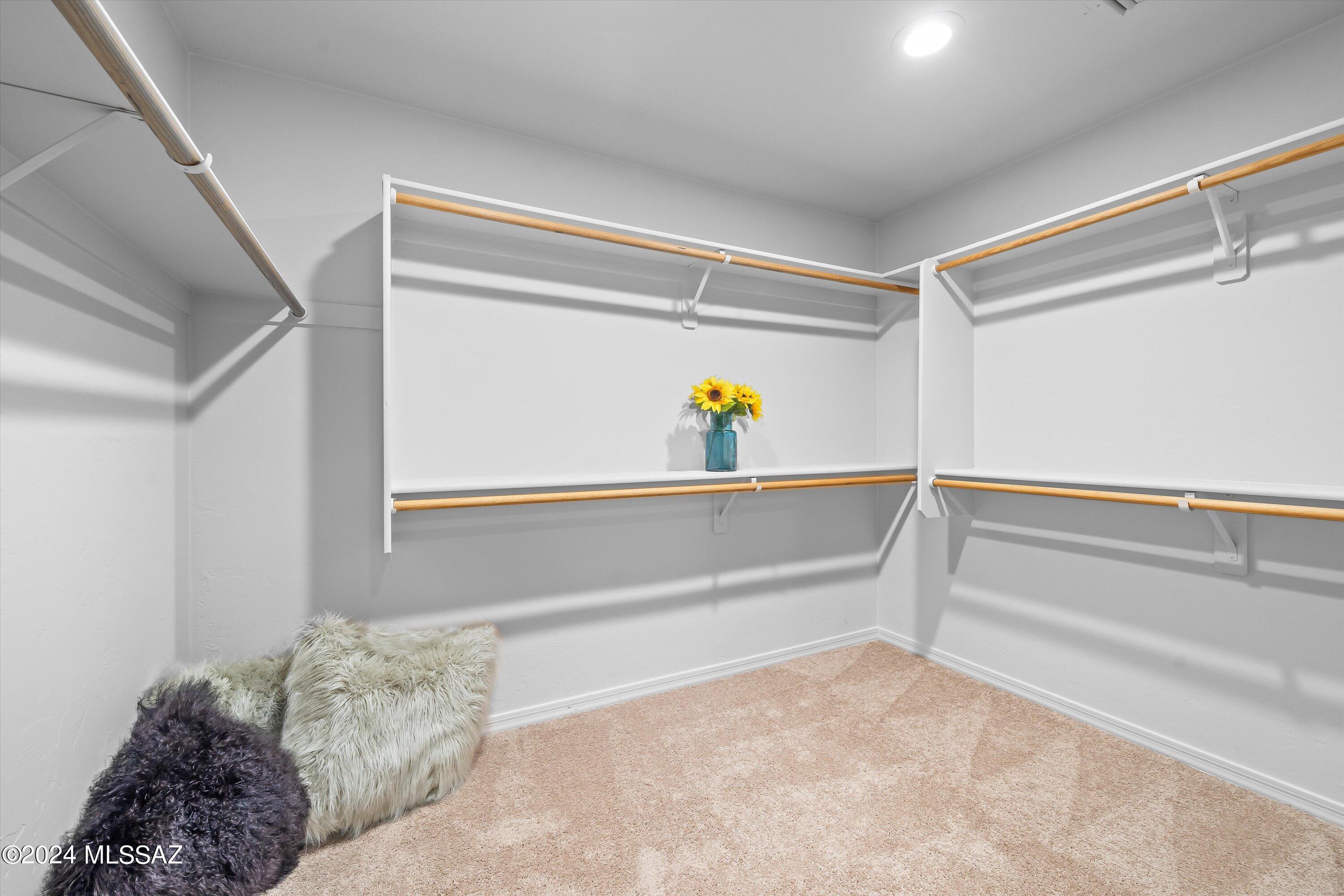 Coyote Creek (1-395) - Residential