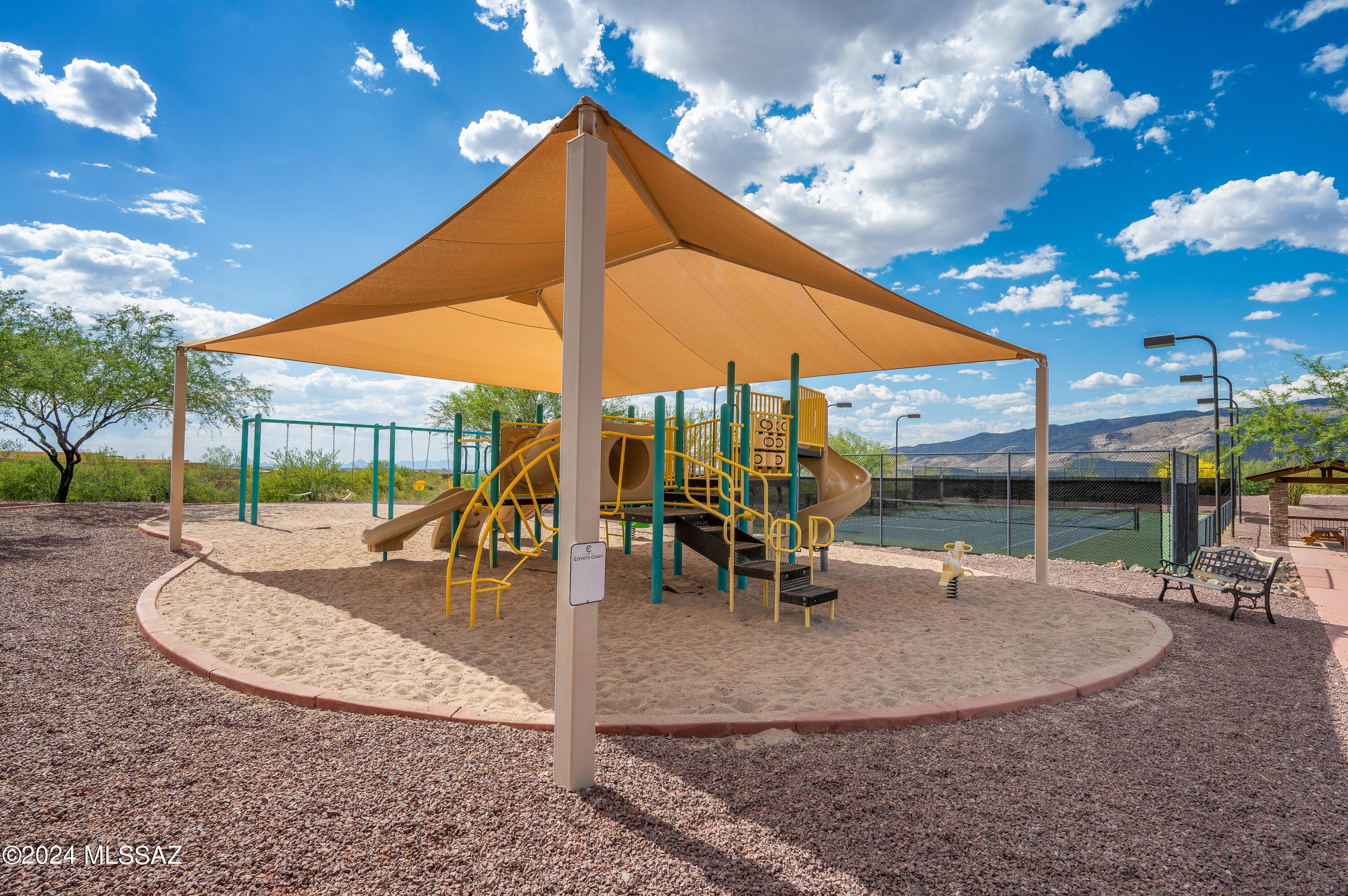 Coyote Creek (1-395) - Residential