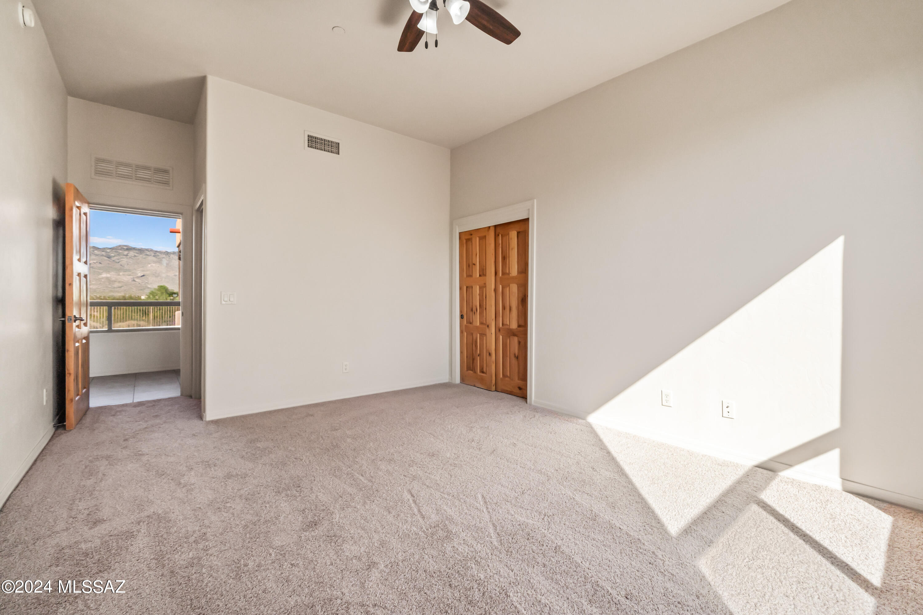 Coyote Creek (1-395) - Residential