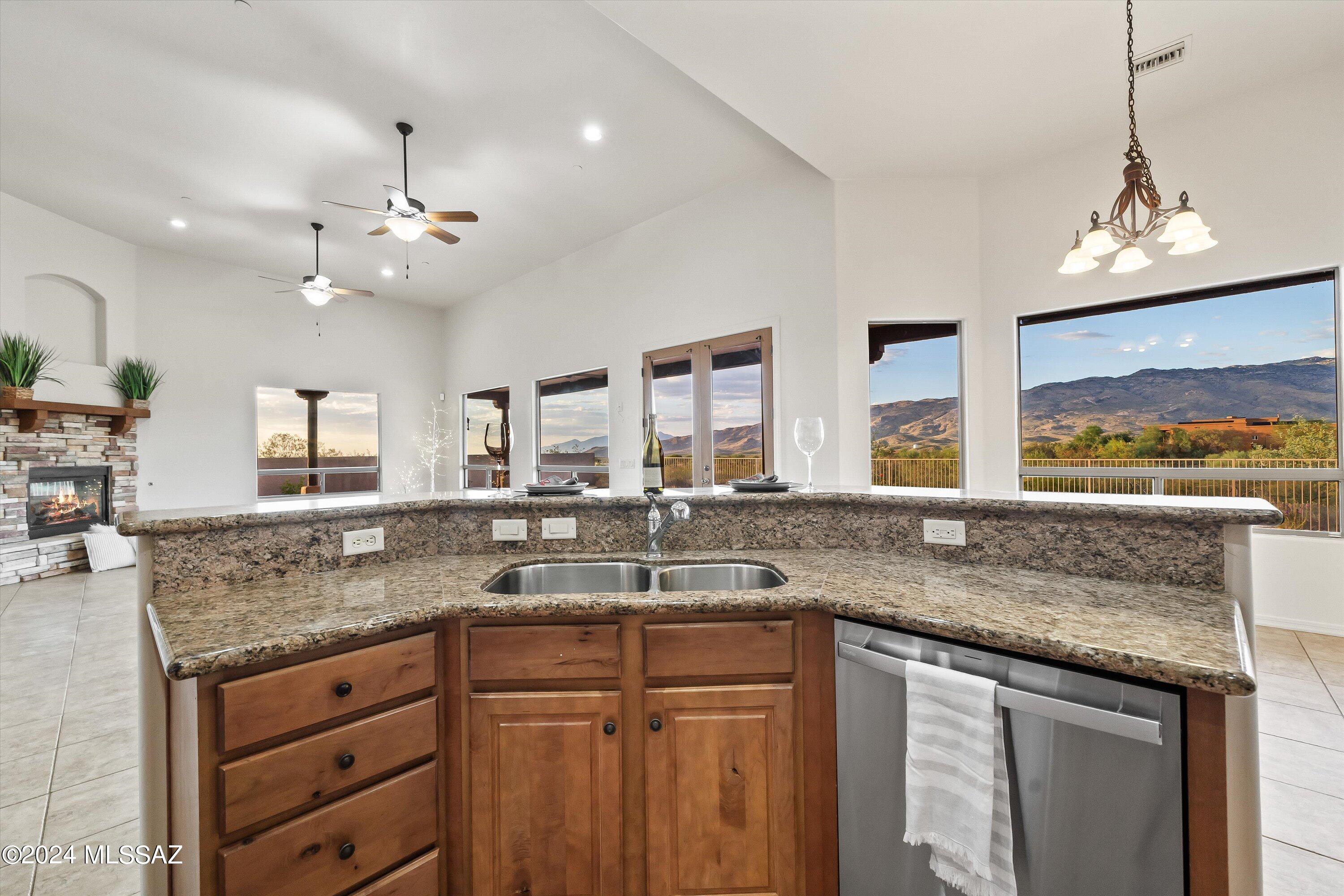Coyote Creek (1-395) - Residential