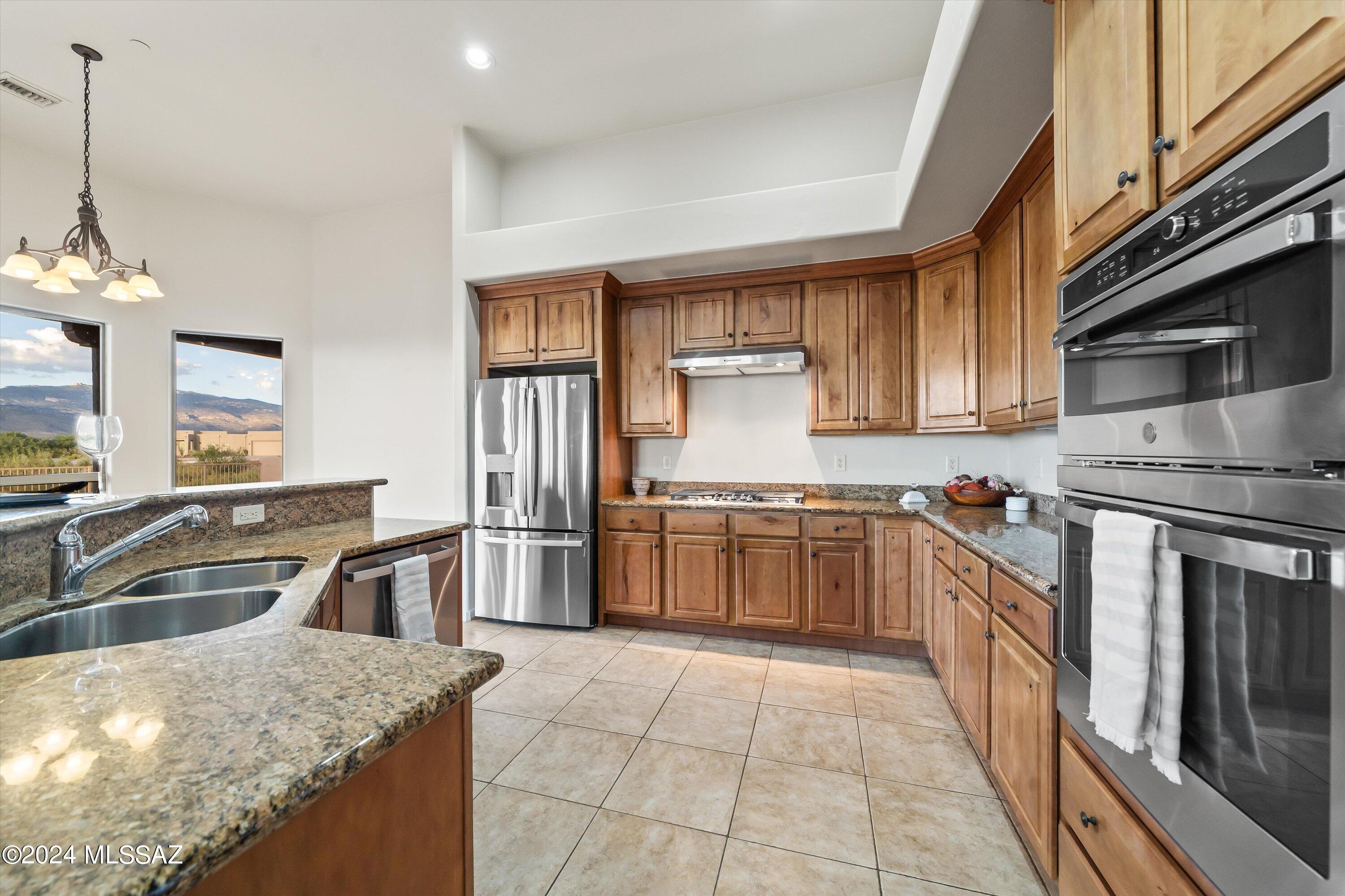 Coyote Creek (1-395) - Residential