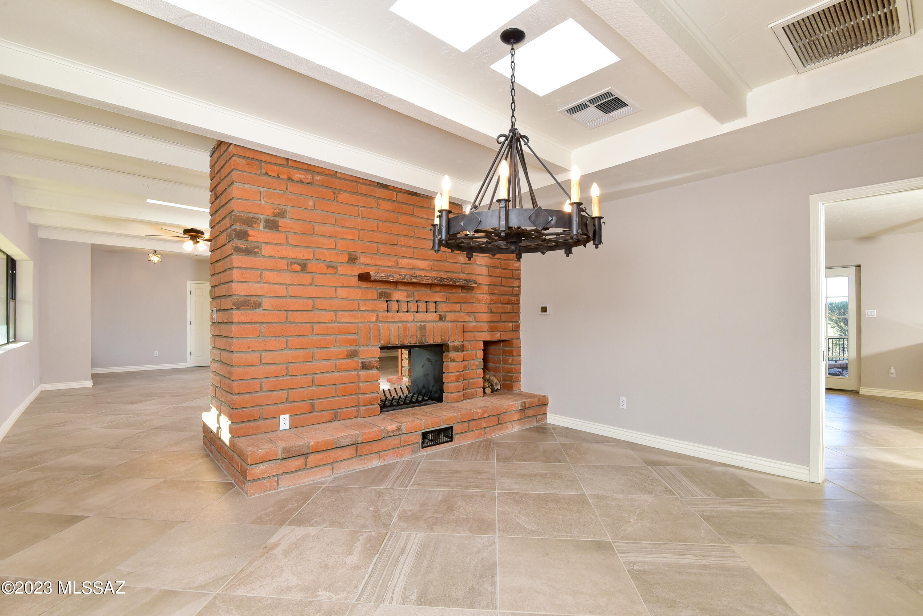 Unsubdivided - Residential