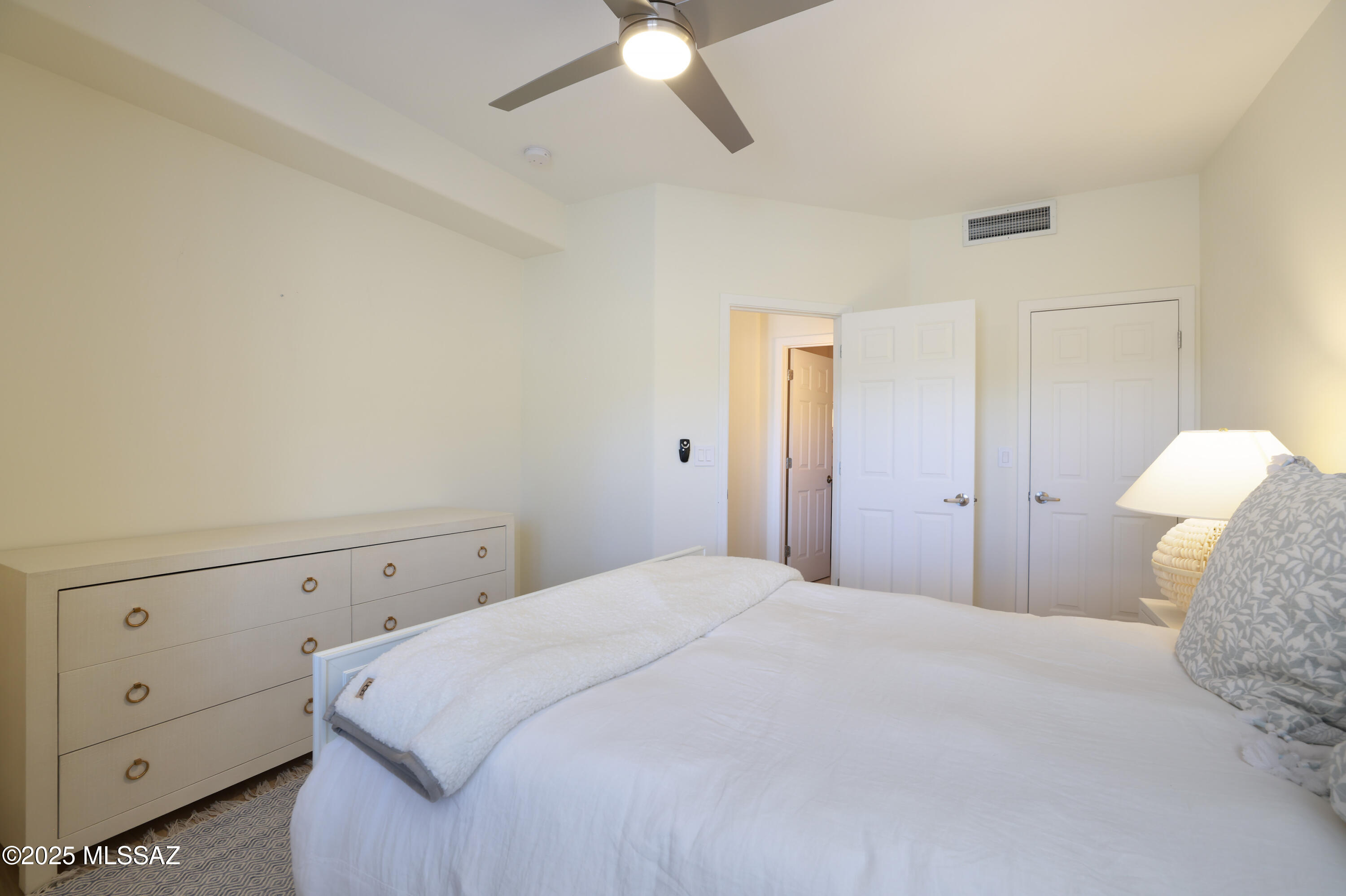 Condos At La Paloma (The) - Residential