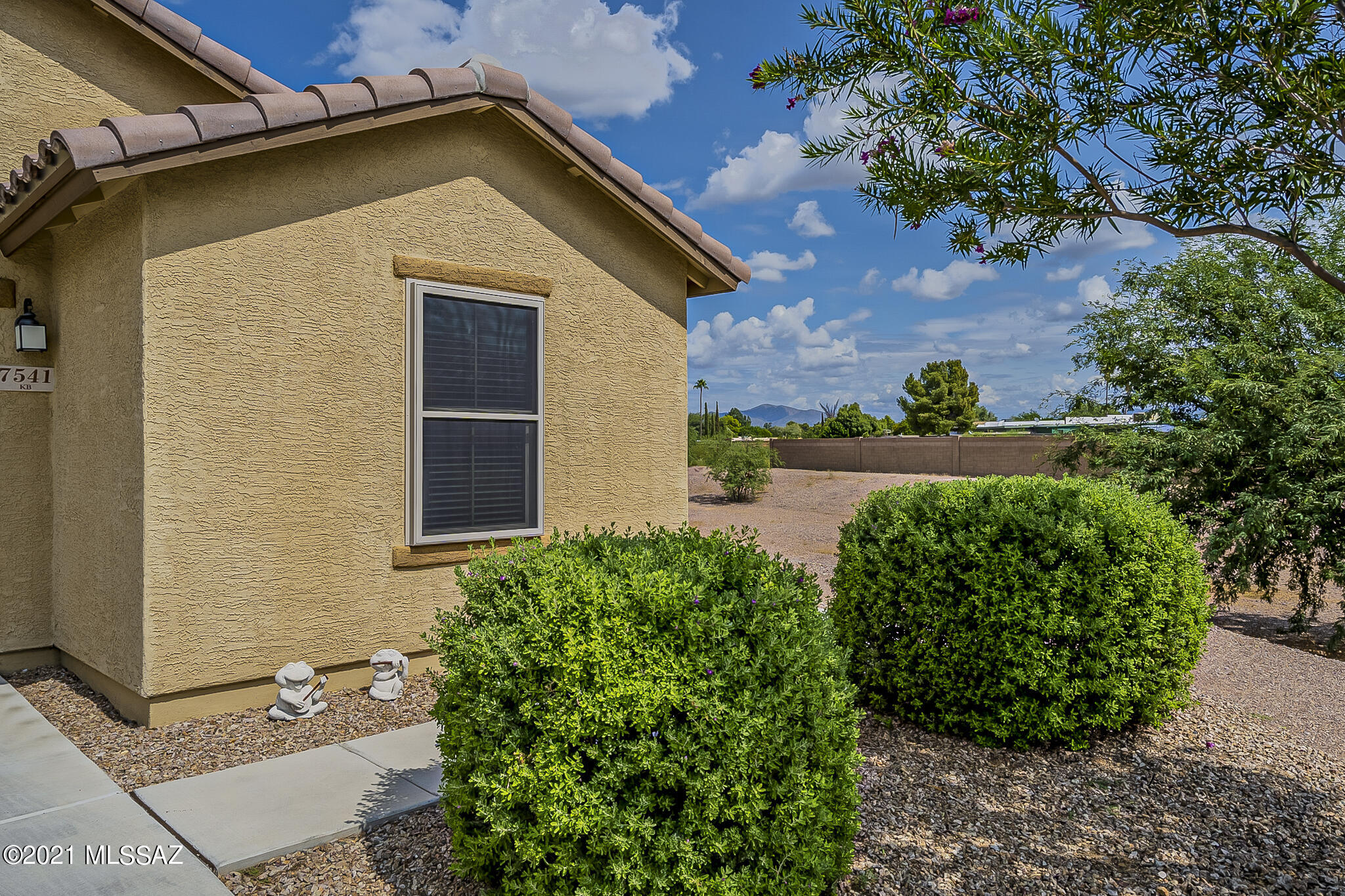 Kinnison Overlook SQ20160890579 - Residential