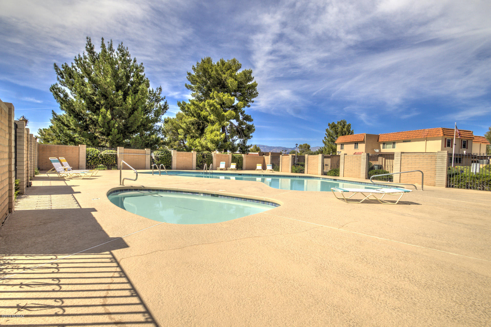 Rolling Hills Villas NO. 2 - Residential