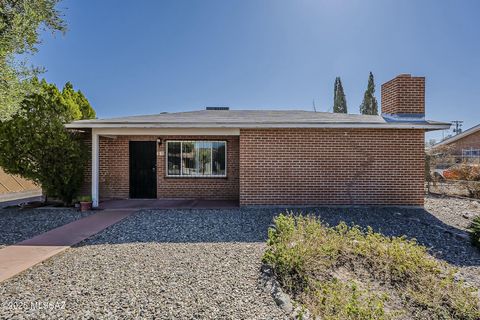 32 N Palomas Avenue Tucson AZ 85745