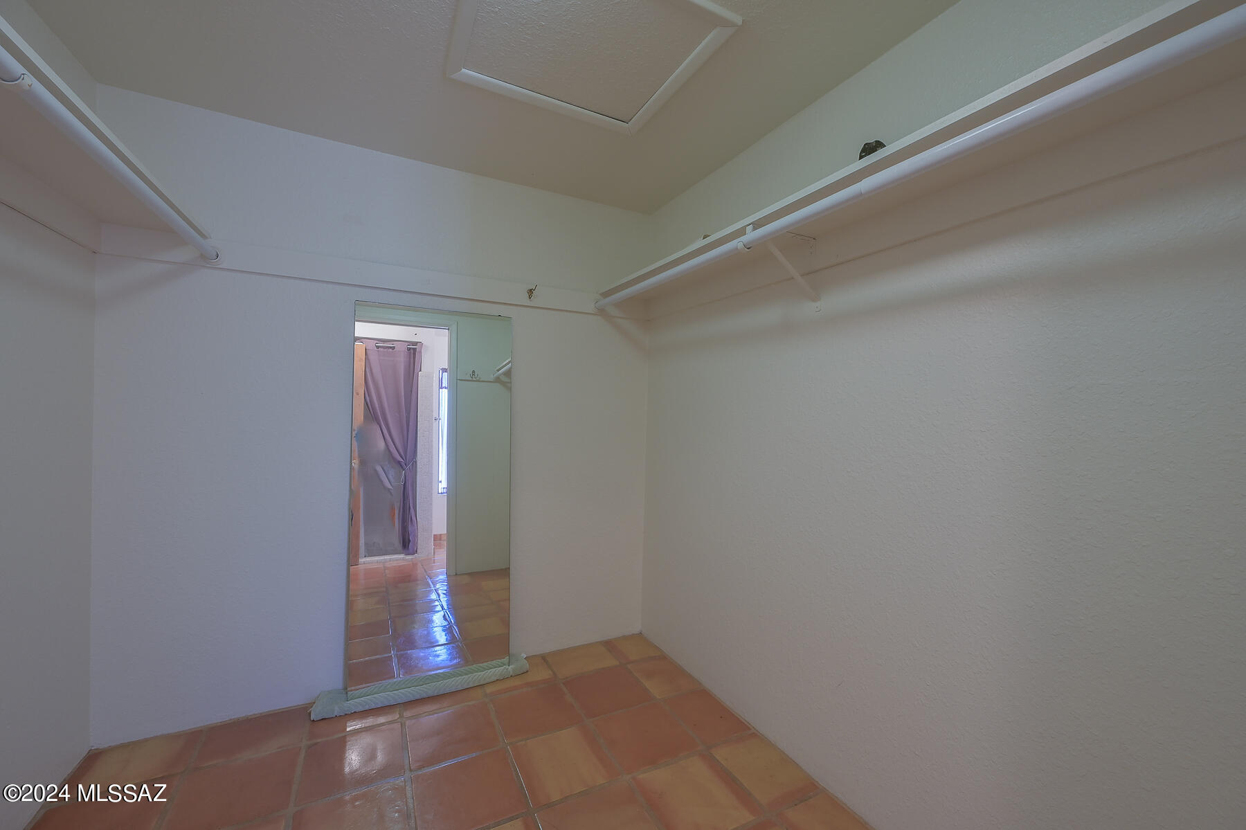 Unsubdivided - Residential