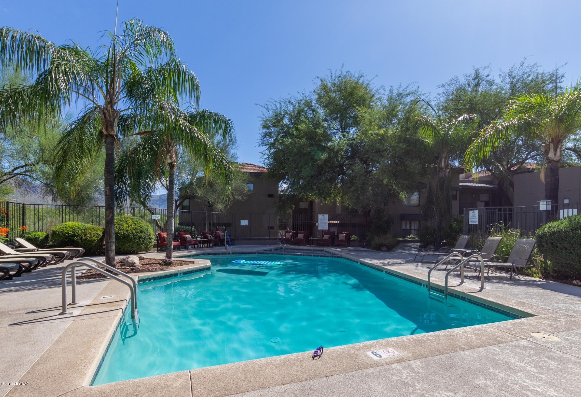 Greens at Ventana Canyon - Residential