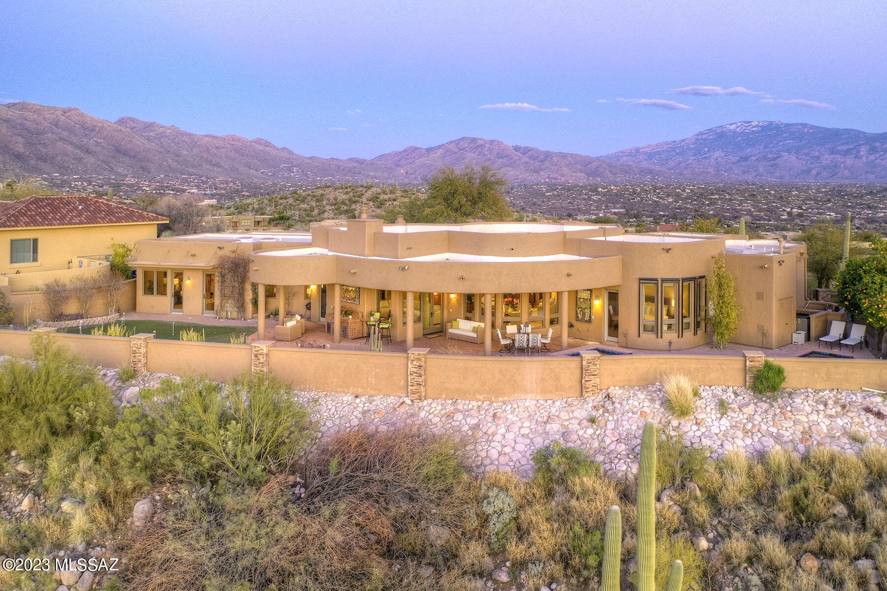 Sabino Mountain (1-290) - Residential