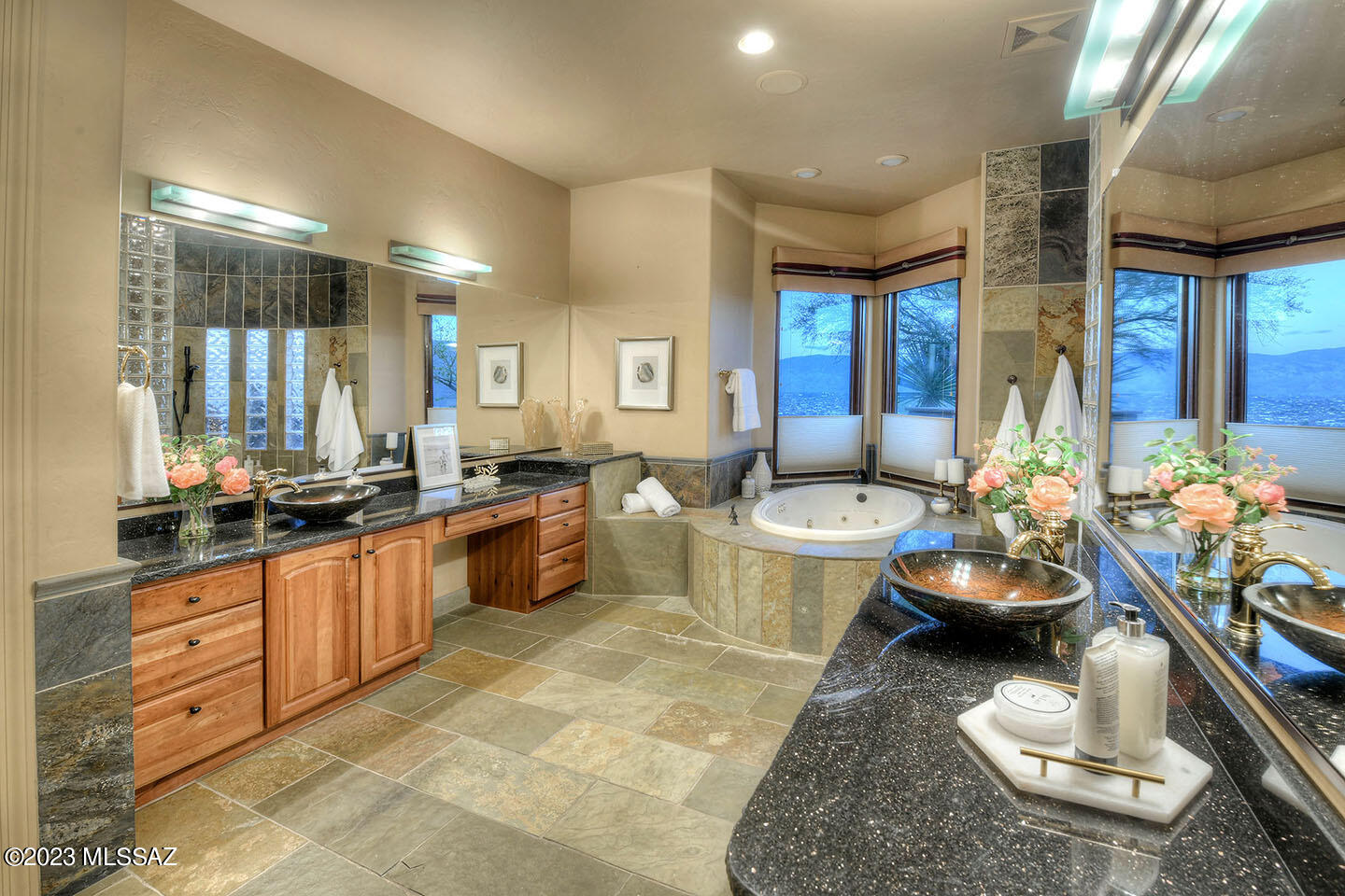 Sabino Mountain (1-290) - Residential