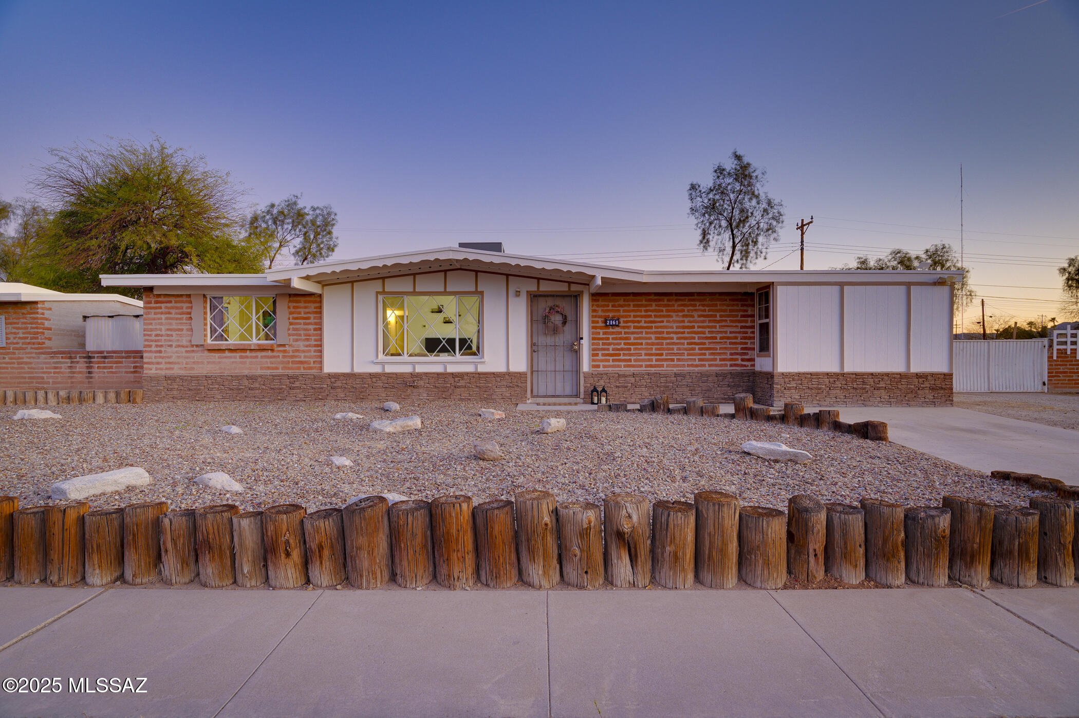 La Cholla - Residential