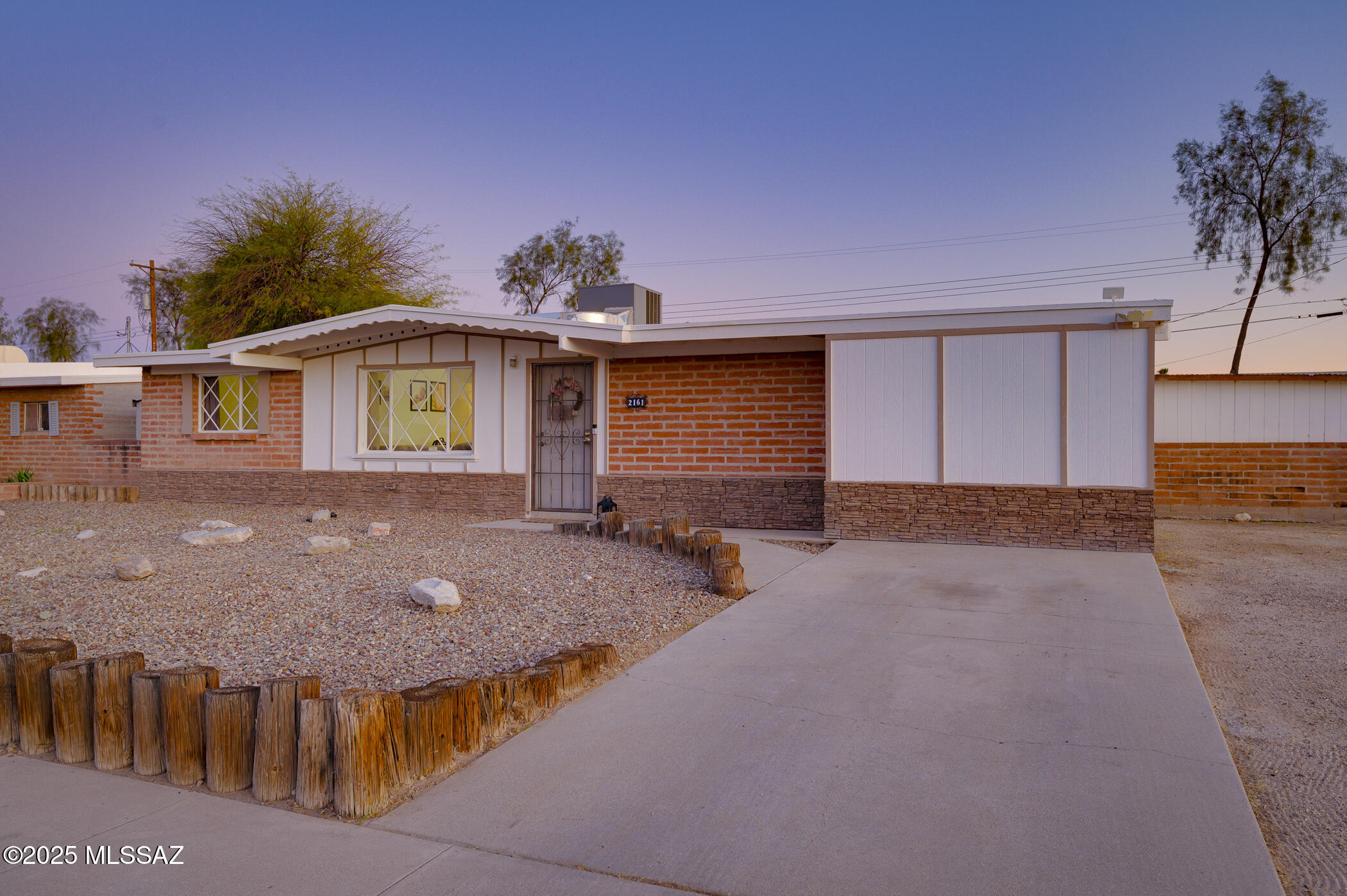 La Cholla - Residential