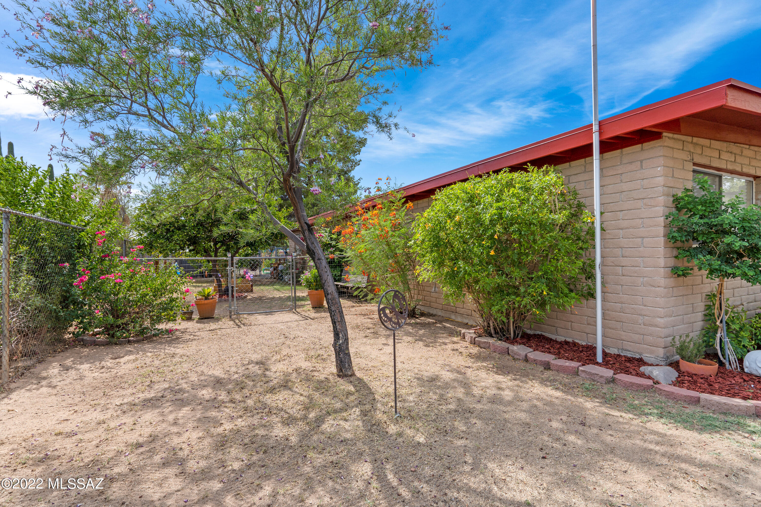 Ray Subdivision - Residential