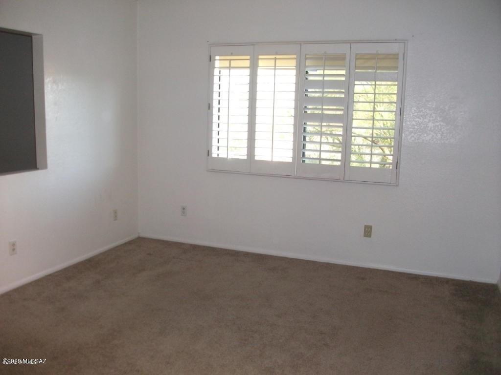 Lambert Lane (1-120) - Residential Lease
