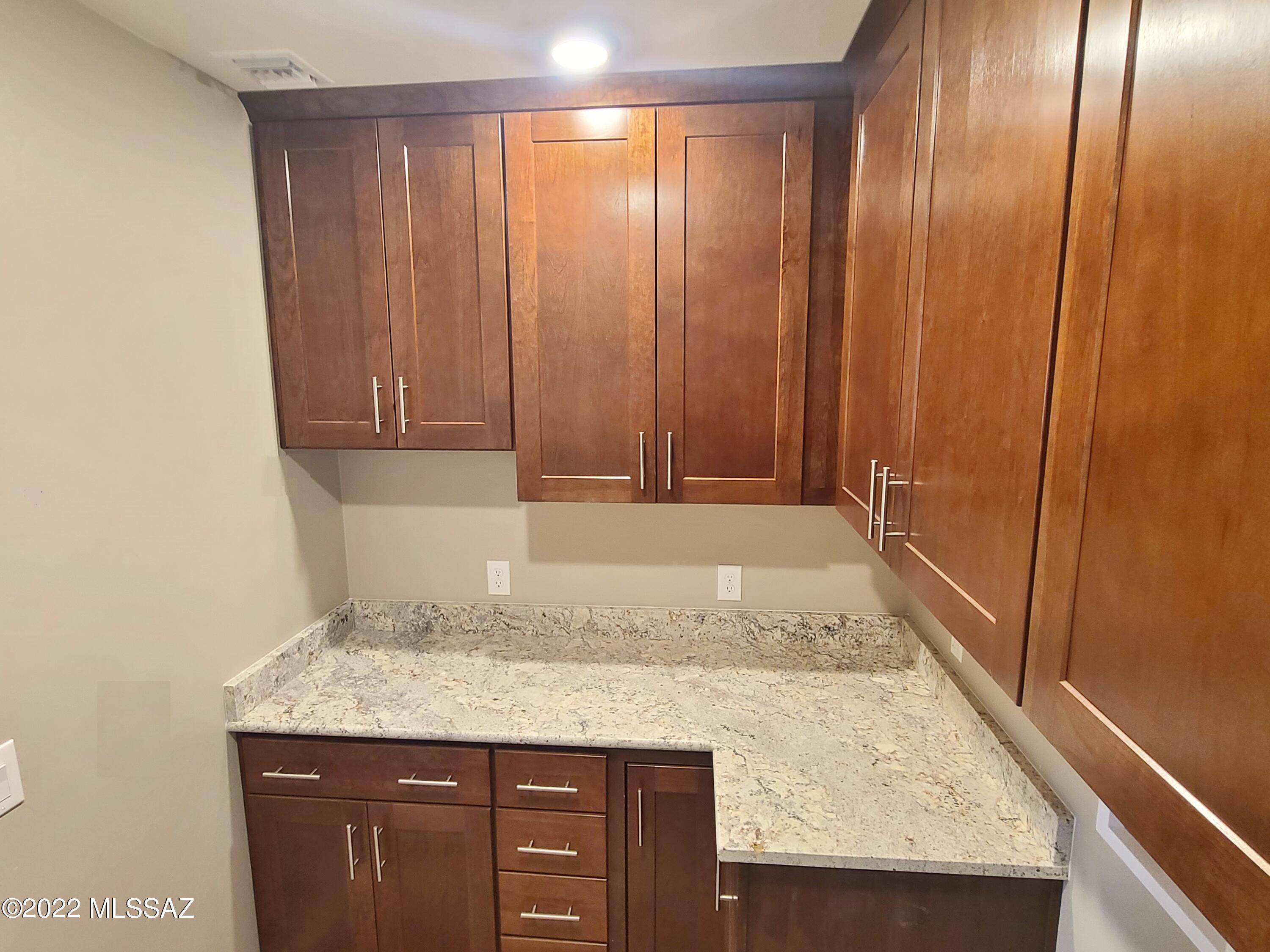 Coyote Creek (1-395) - Residential