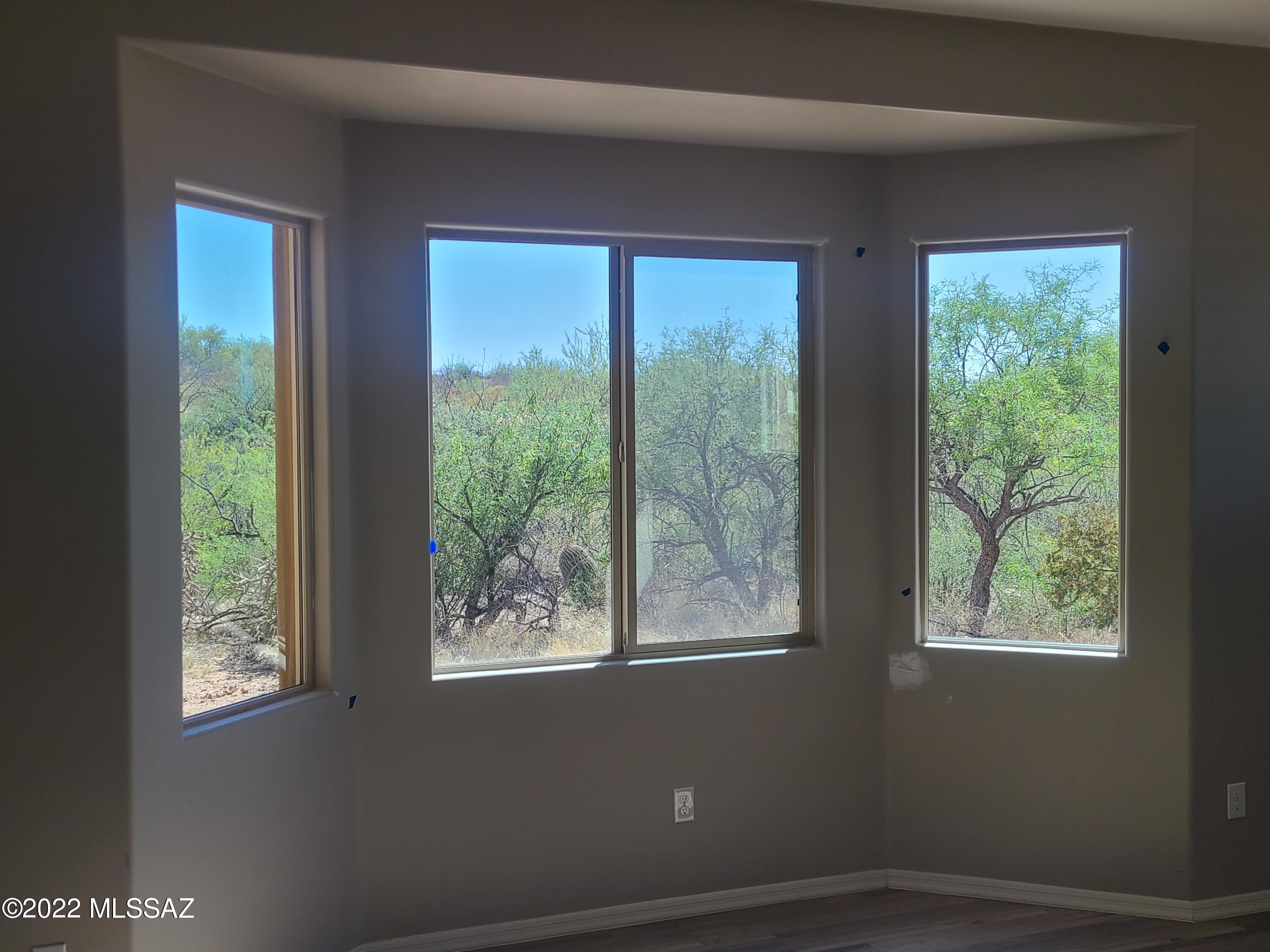 Coyote Creek (1-395) - Residential