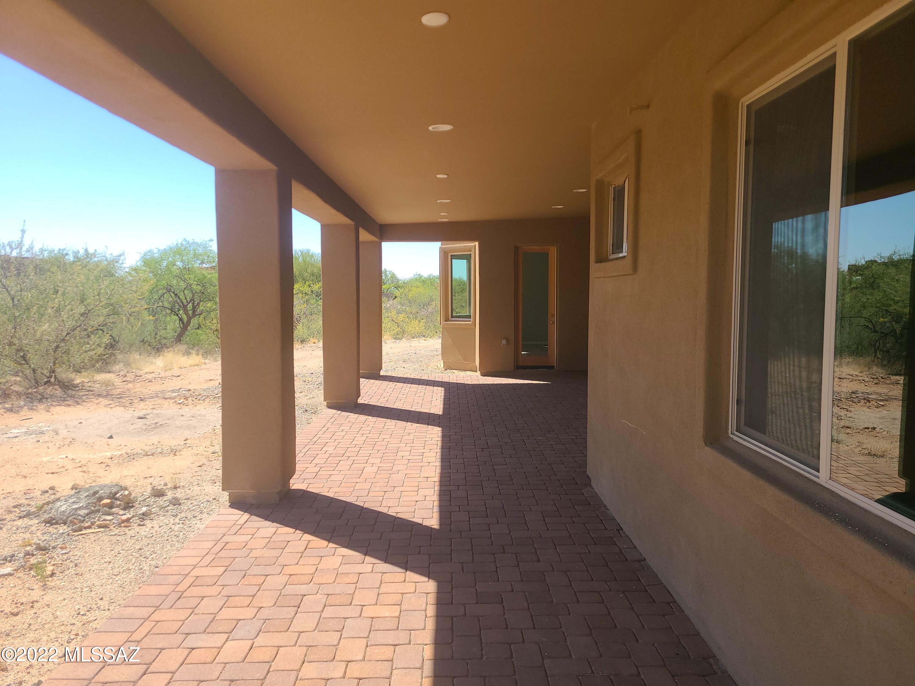 Coyote Creek (1-395) - Residential