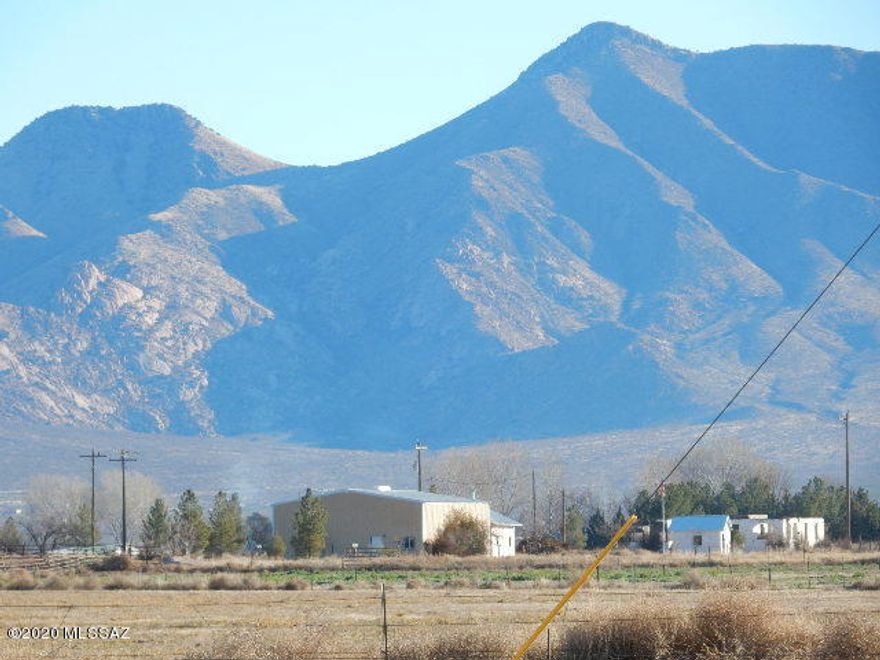 80 acres with Metal building with one bedroom one bath  apartment