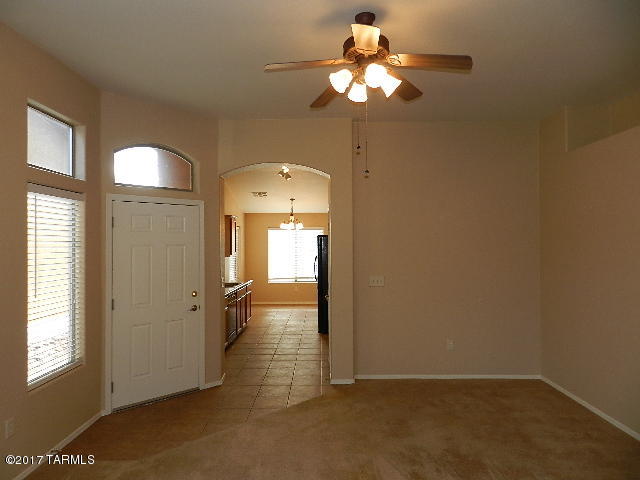 Tres Pueblos - Residential