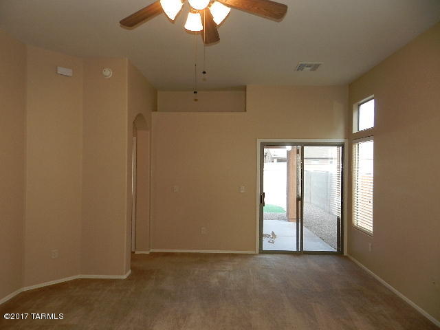 Tres Pueblos - Residential