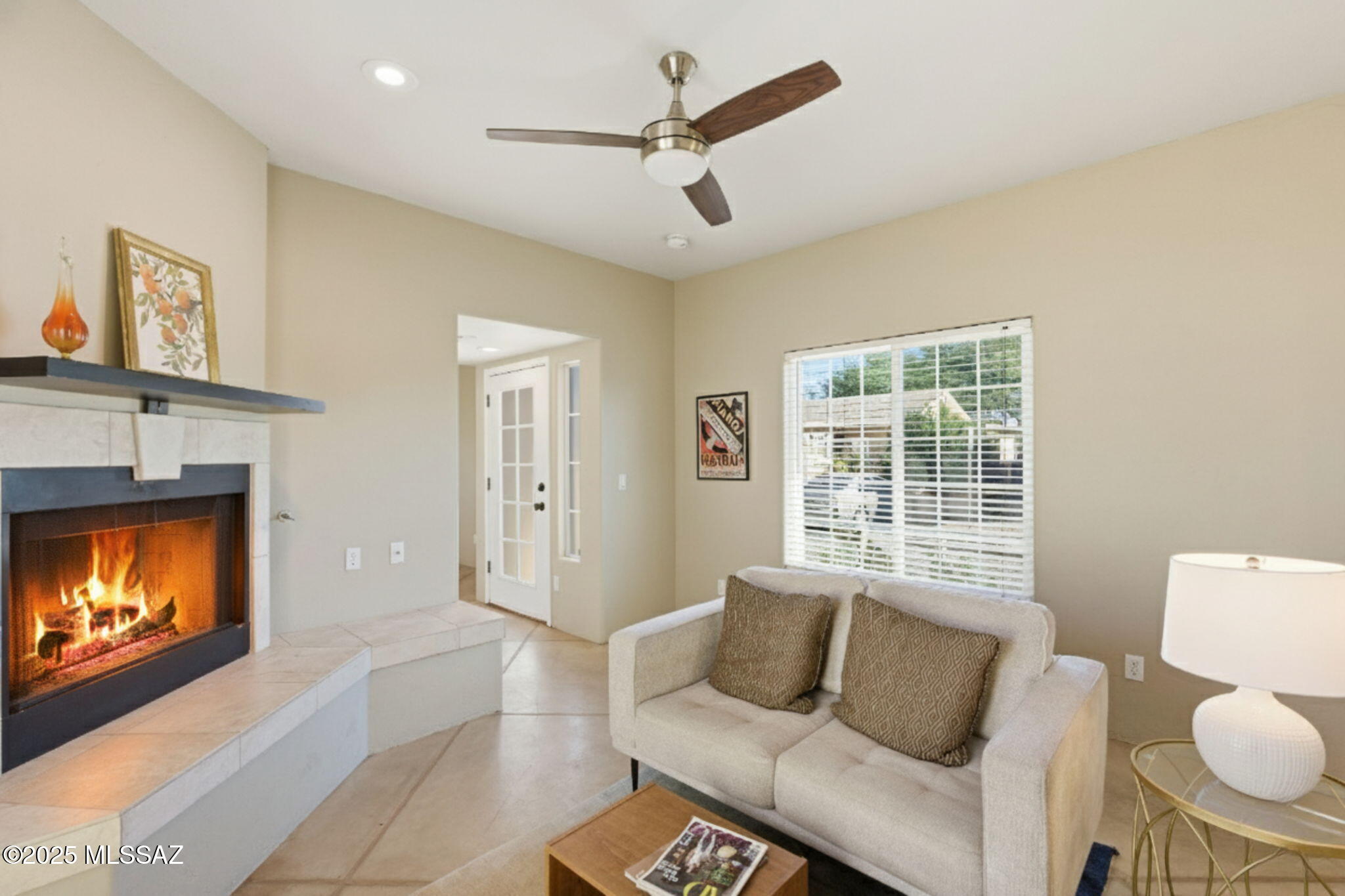 2925 N Adelaide Farms Place