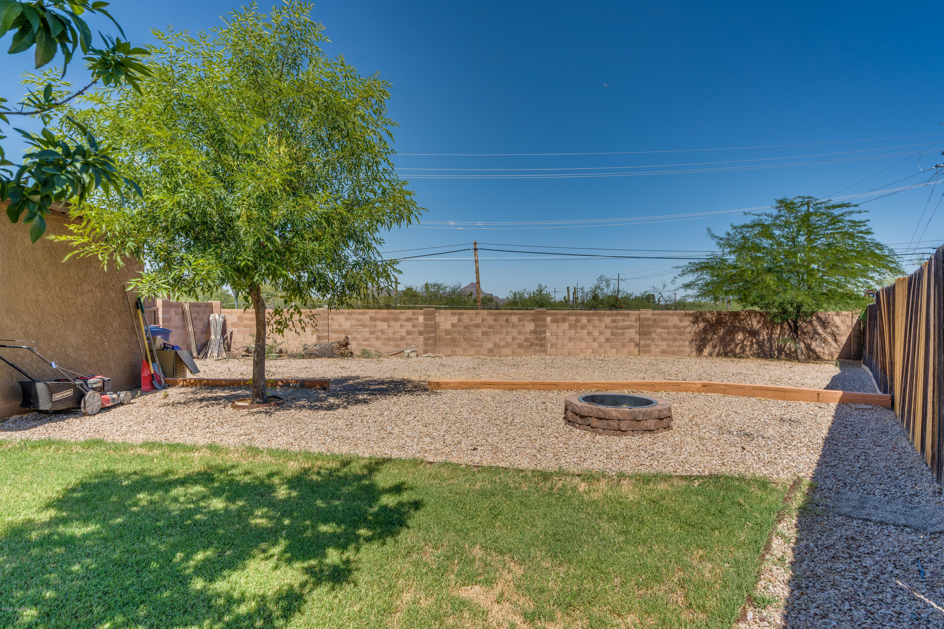 Casas Del Oeste (233-280) - Residential