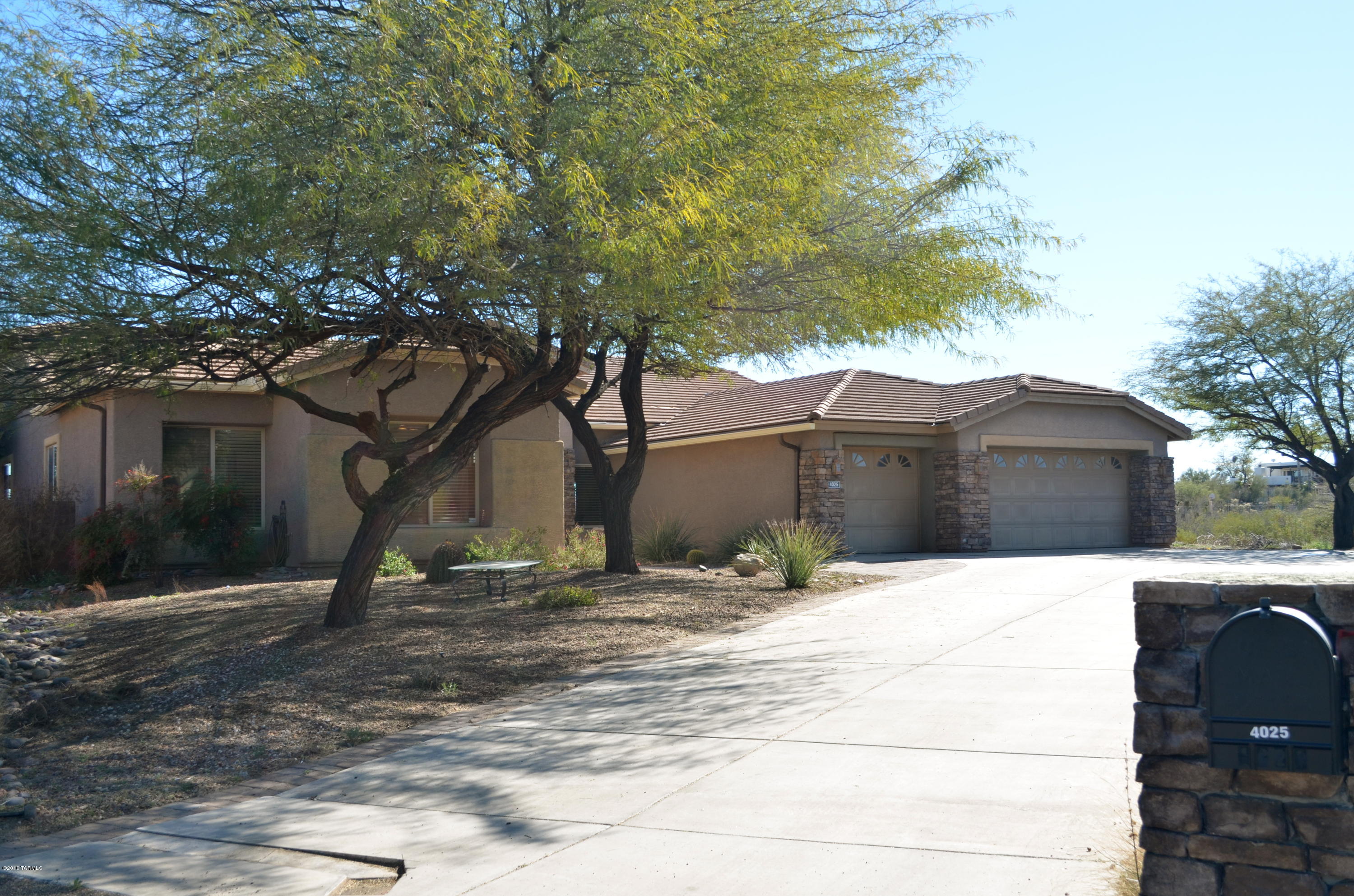 Agua Dulce (1-60) - Residential
