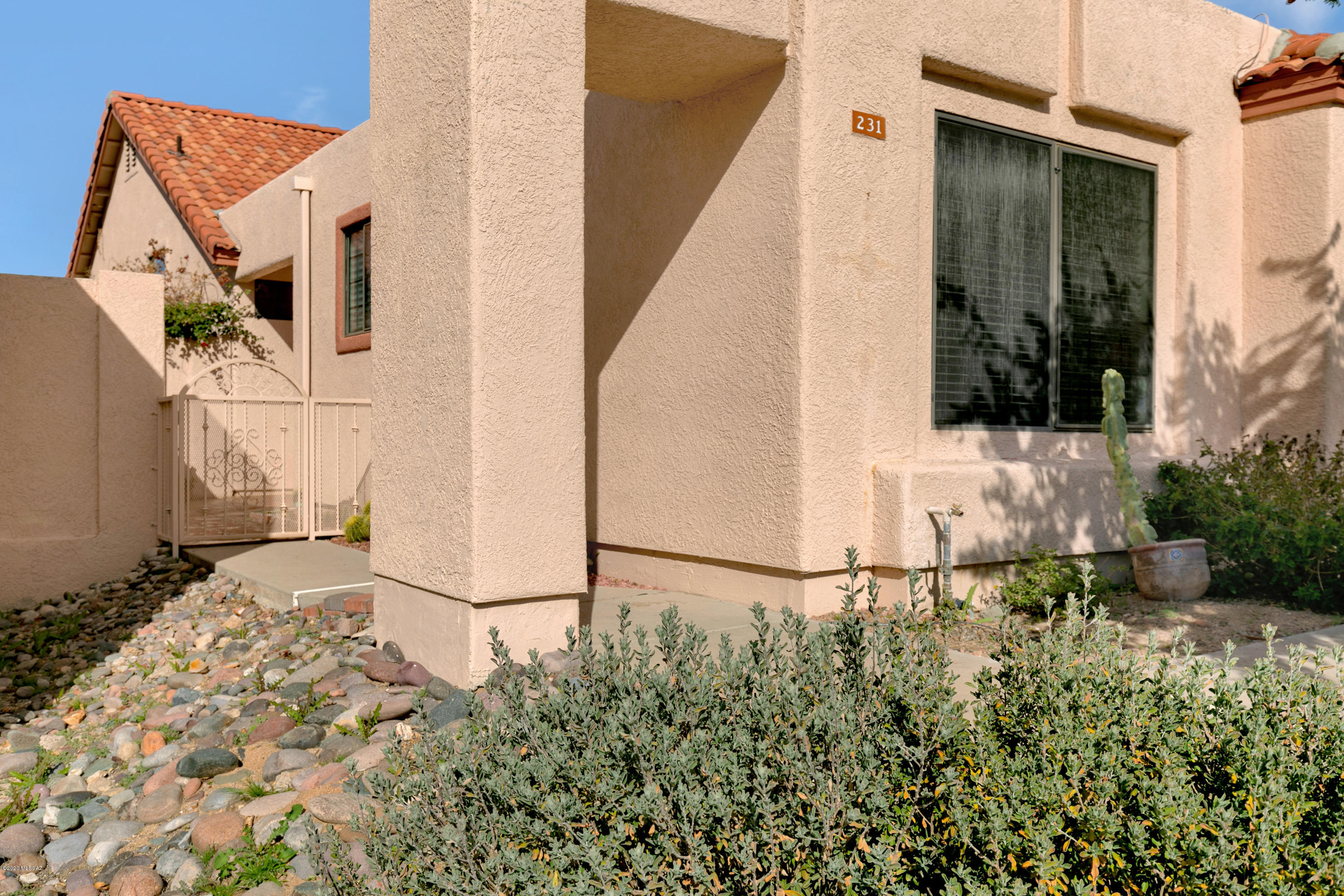 Villa Balboa (1-109) - Residential