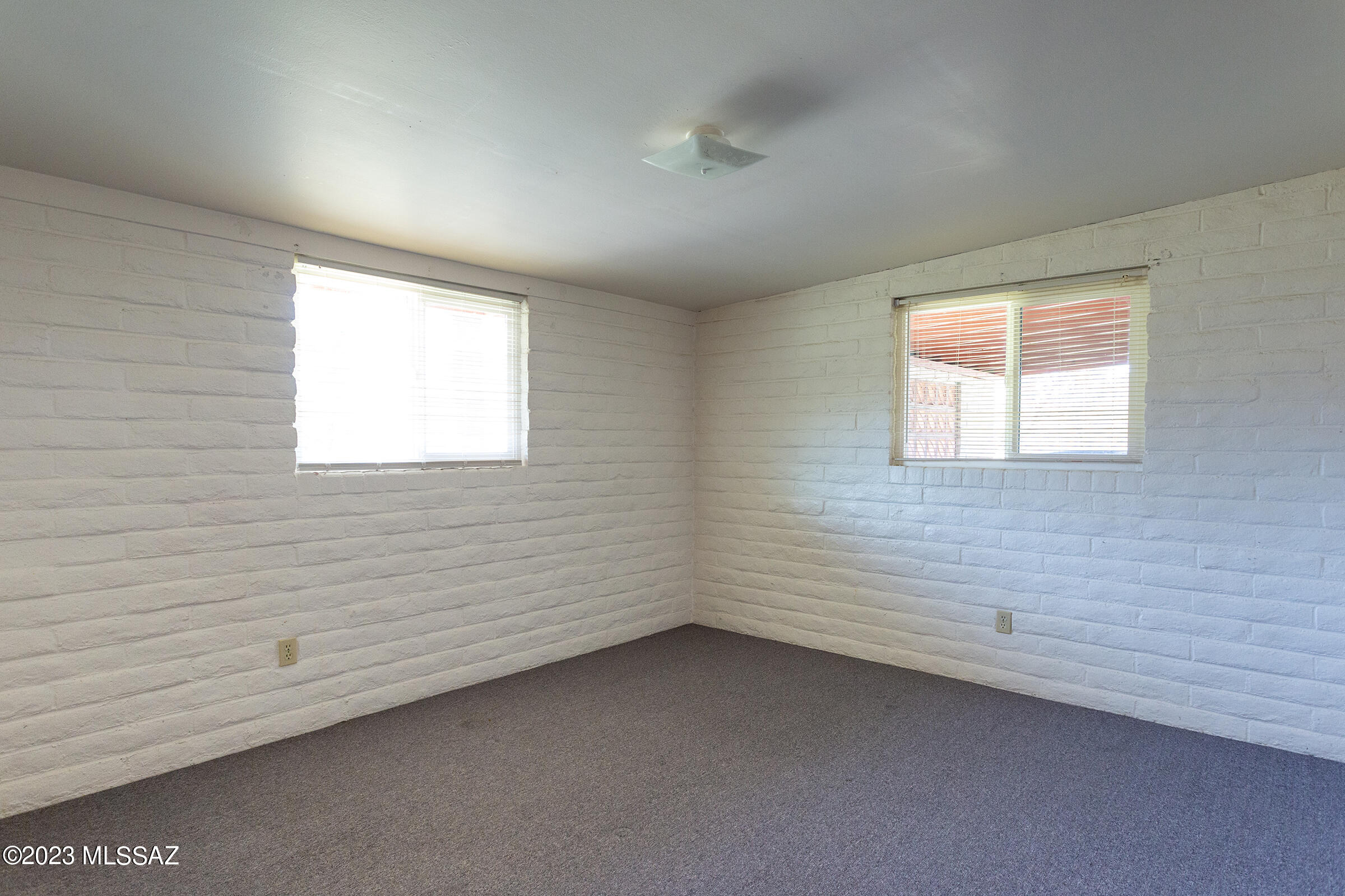 Oakridge - Residential Income