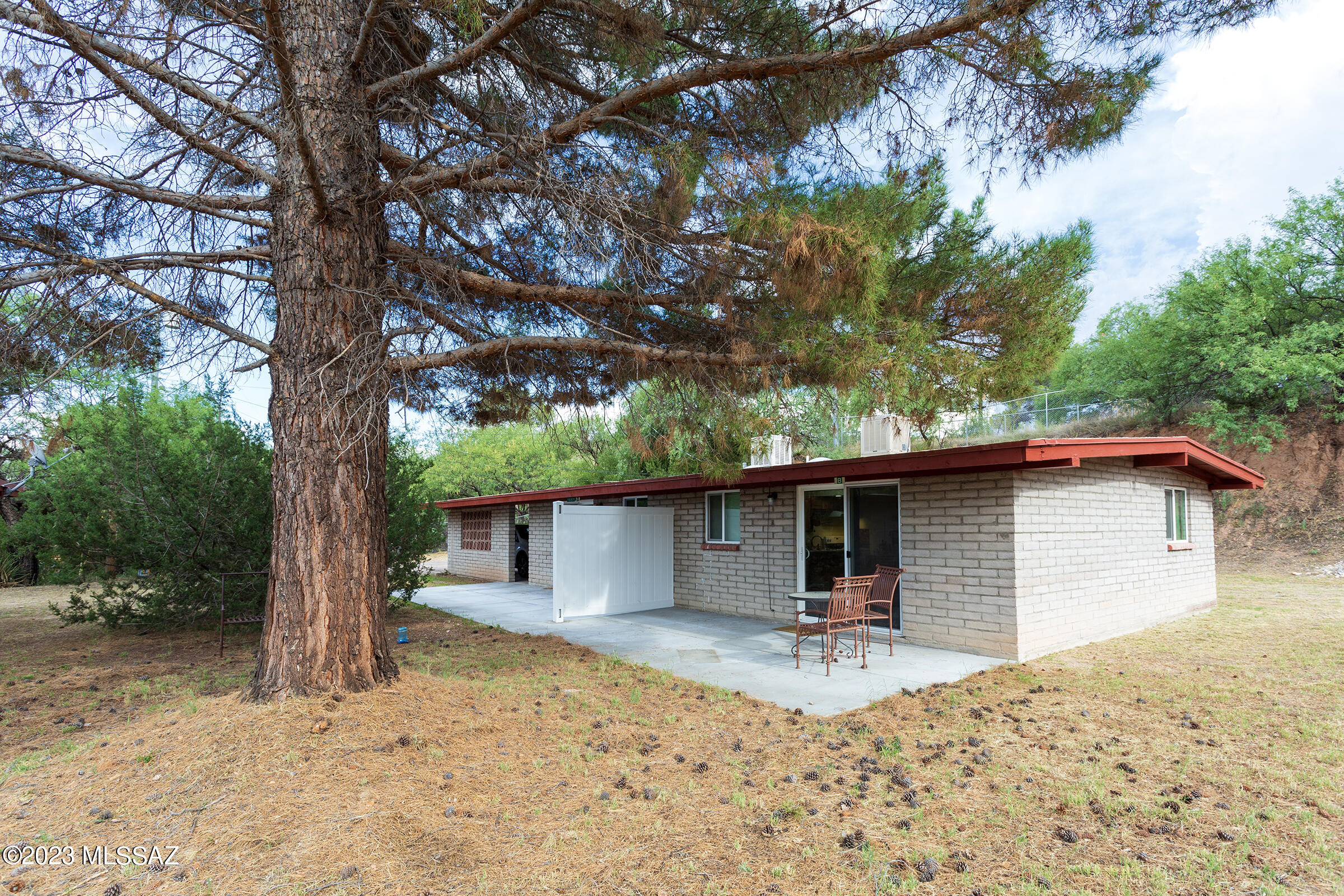 Oakridge - Residential Income