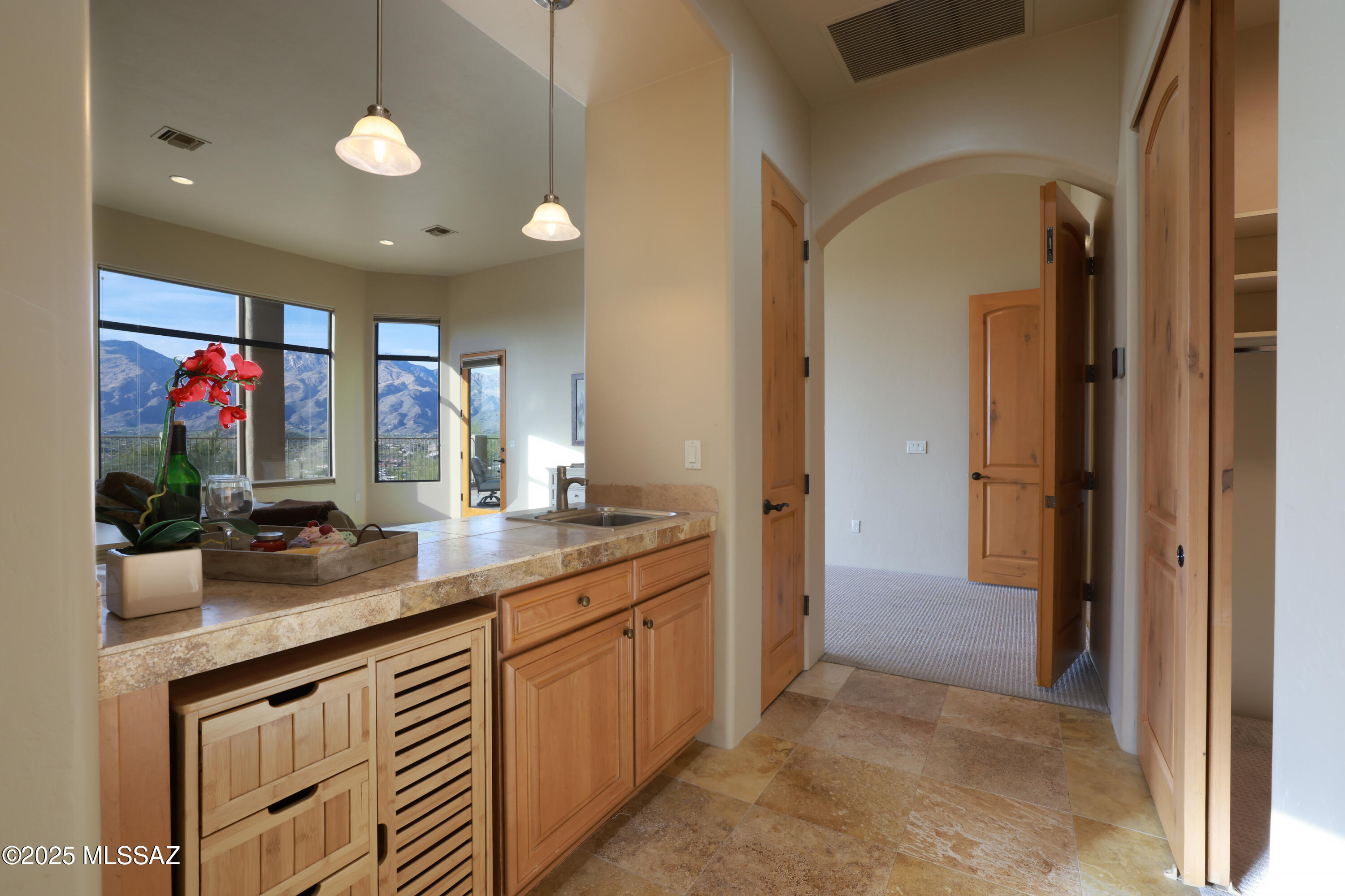 Sabino Mountain (1-290) - Residential