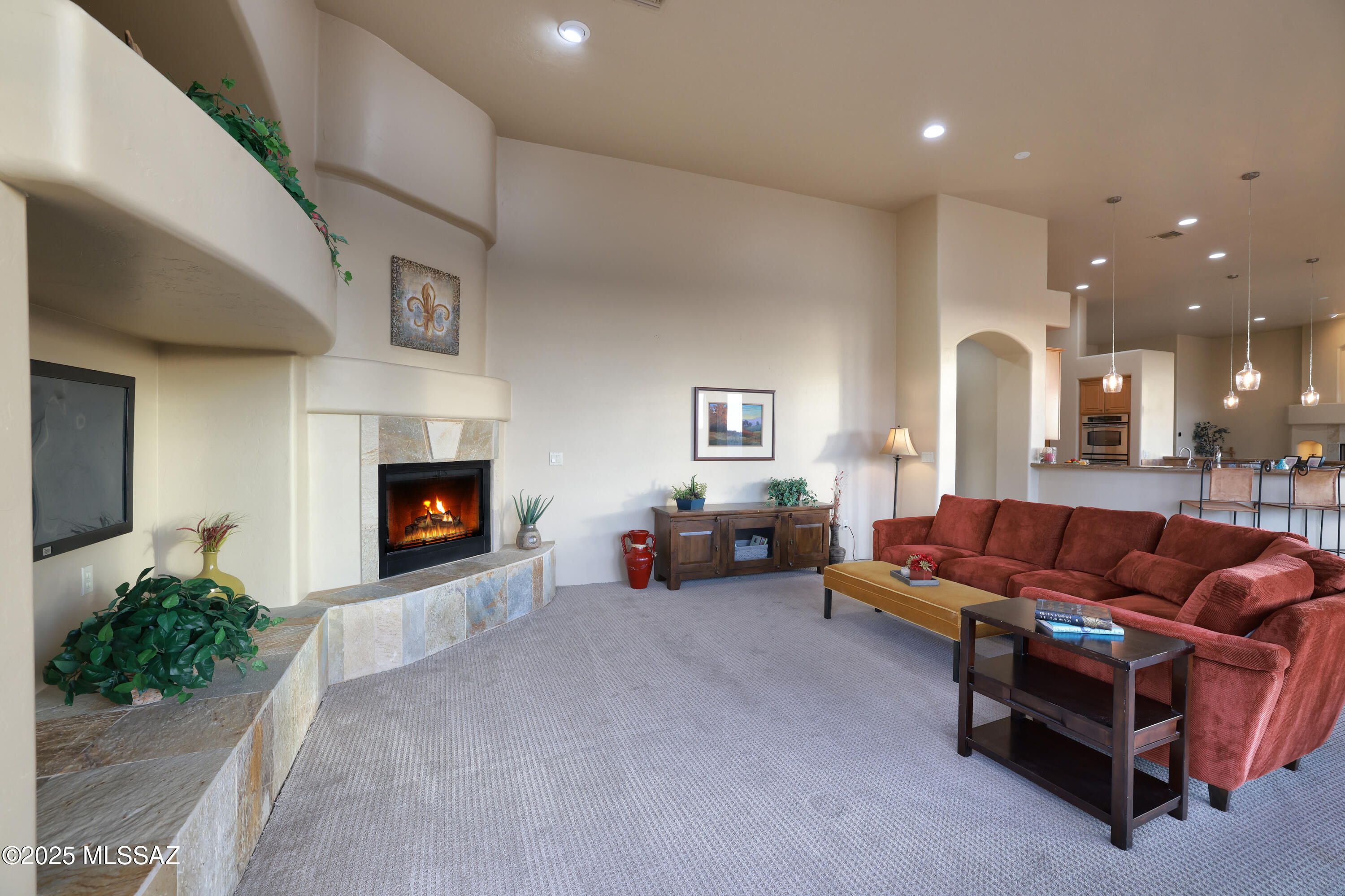 Sabino Mountain (1-290) - Residential