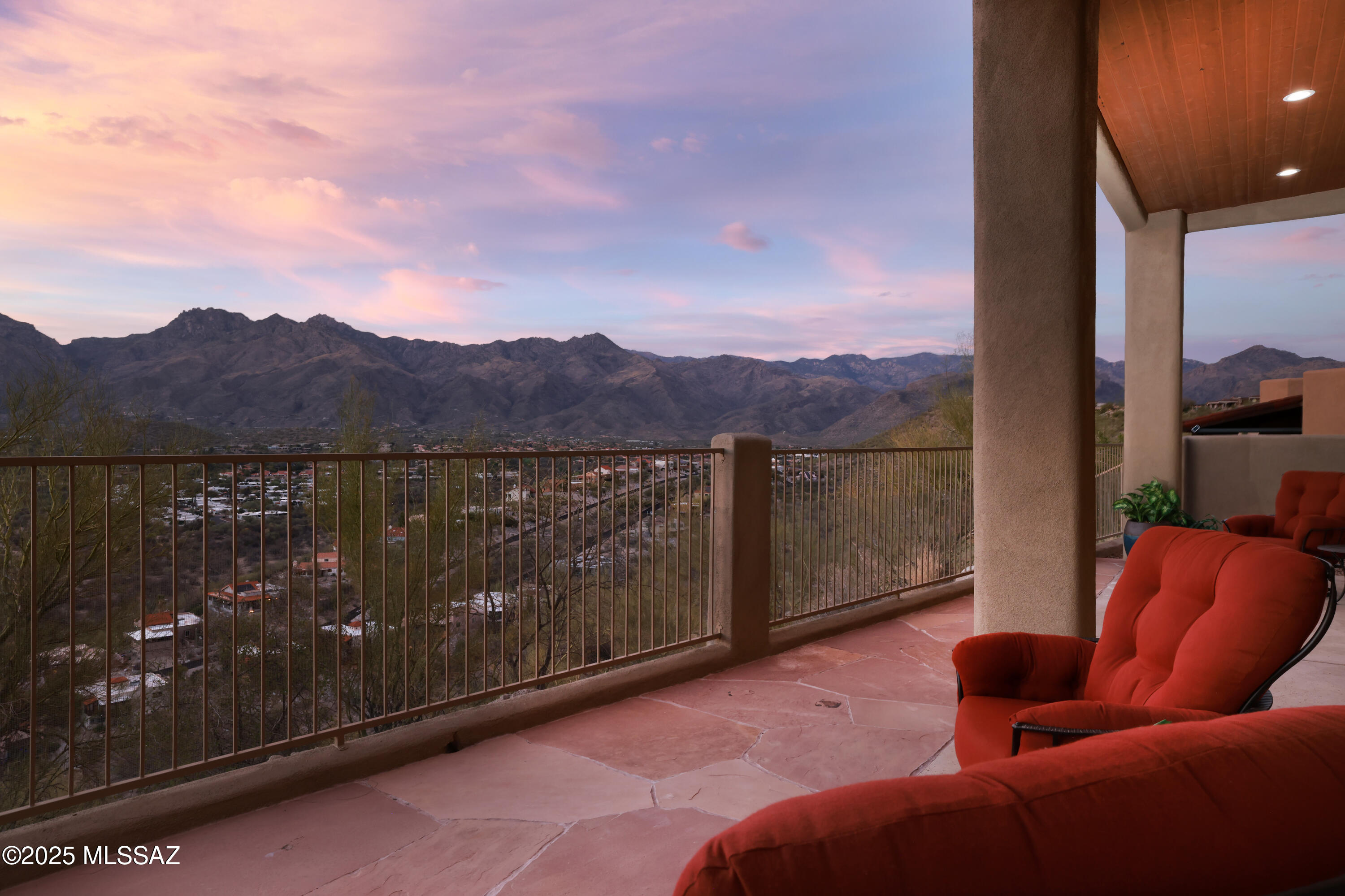 Sabino Mountain (1-290) - Residential