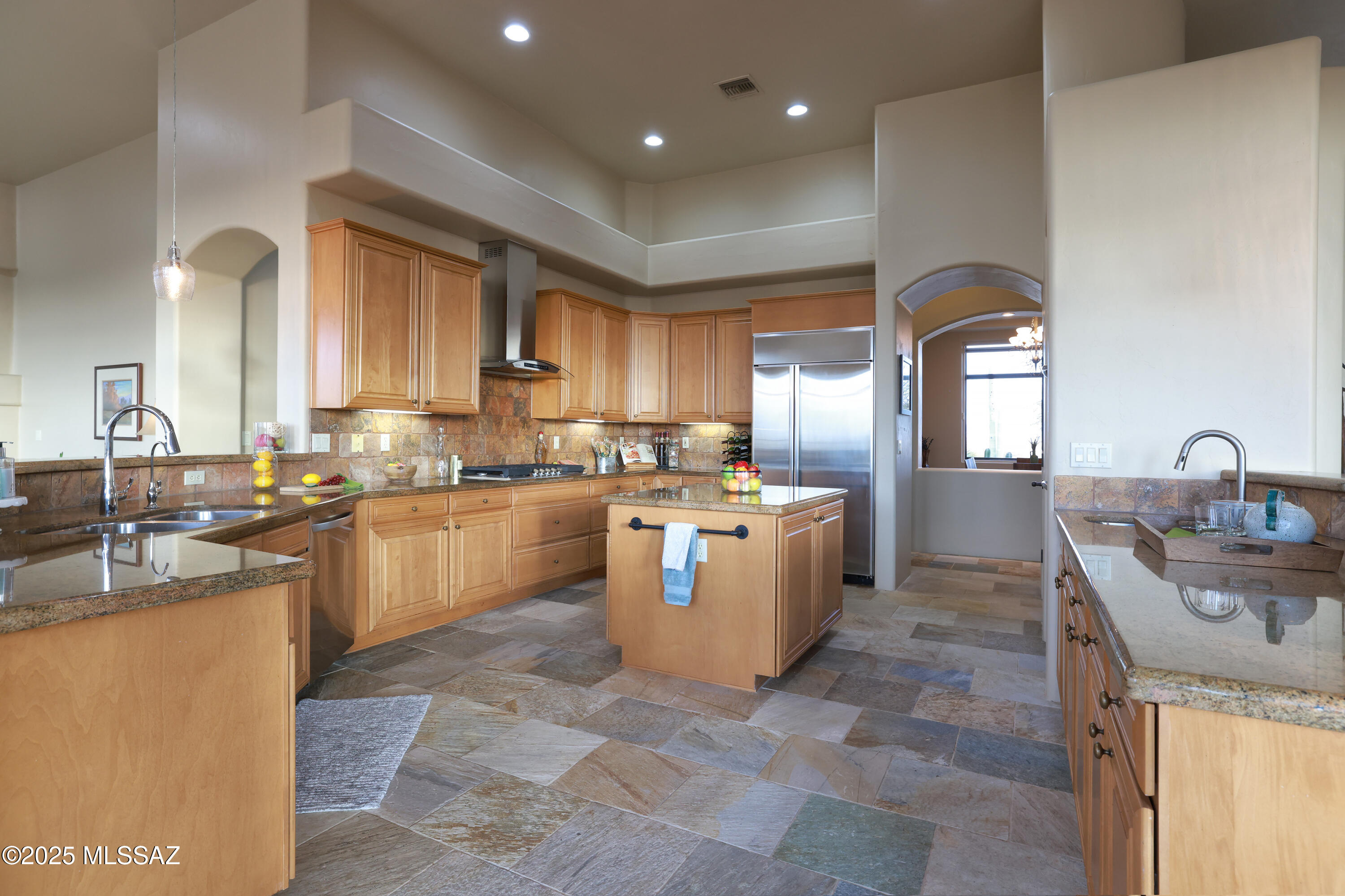 Sabino Mountain (1-290) - Residential