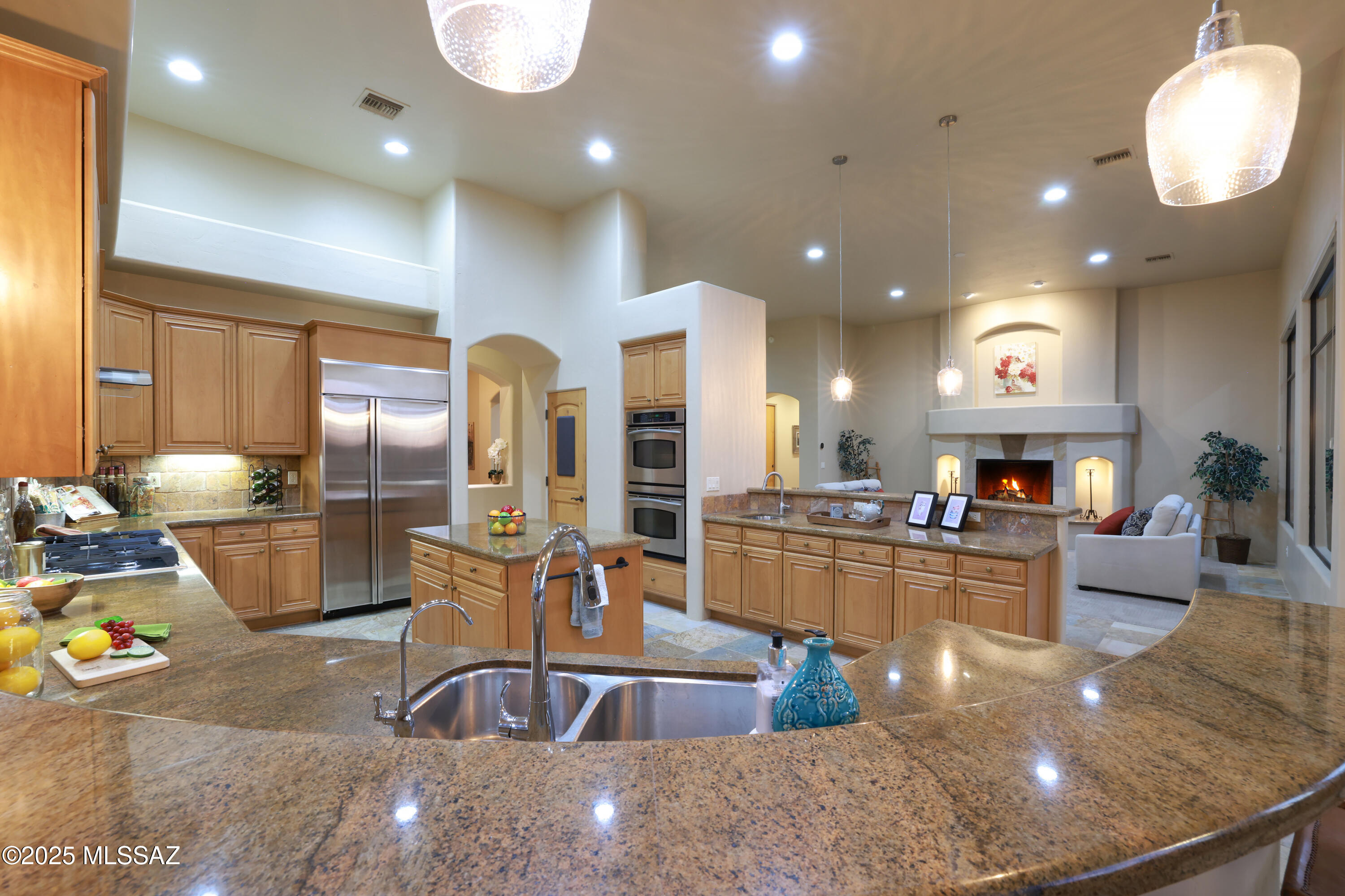 Sabino Mountain (1-290) - Residential
