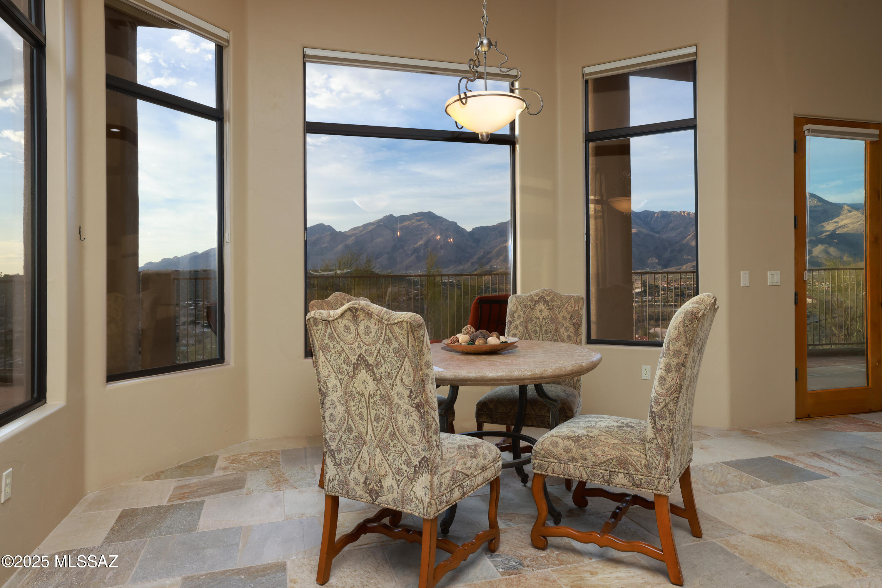 Sabino Mountain (1-290) - Residential